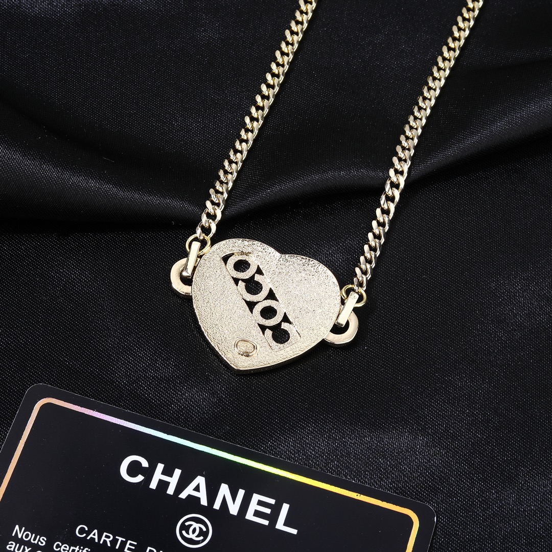 Chanel A貨愛心水鑽鎖骨鍊 女士鍊條造型氣質百搭款| 9 Chanel A貨愛心水鑽鎖骨鍊 女士鍊條造型氣質百搭款