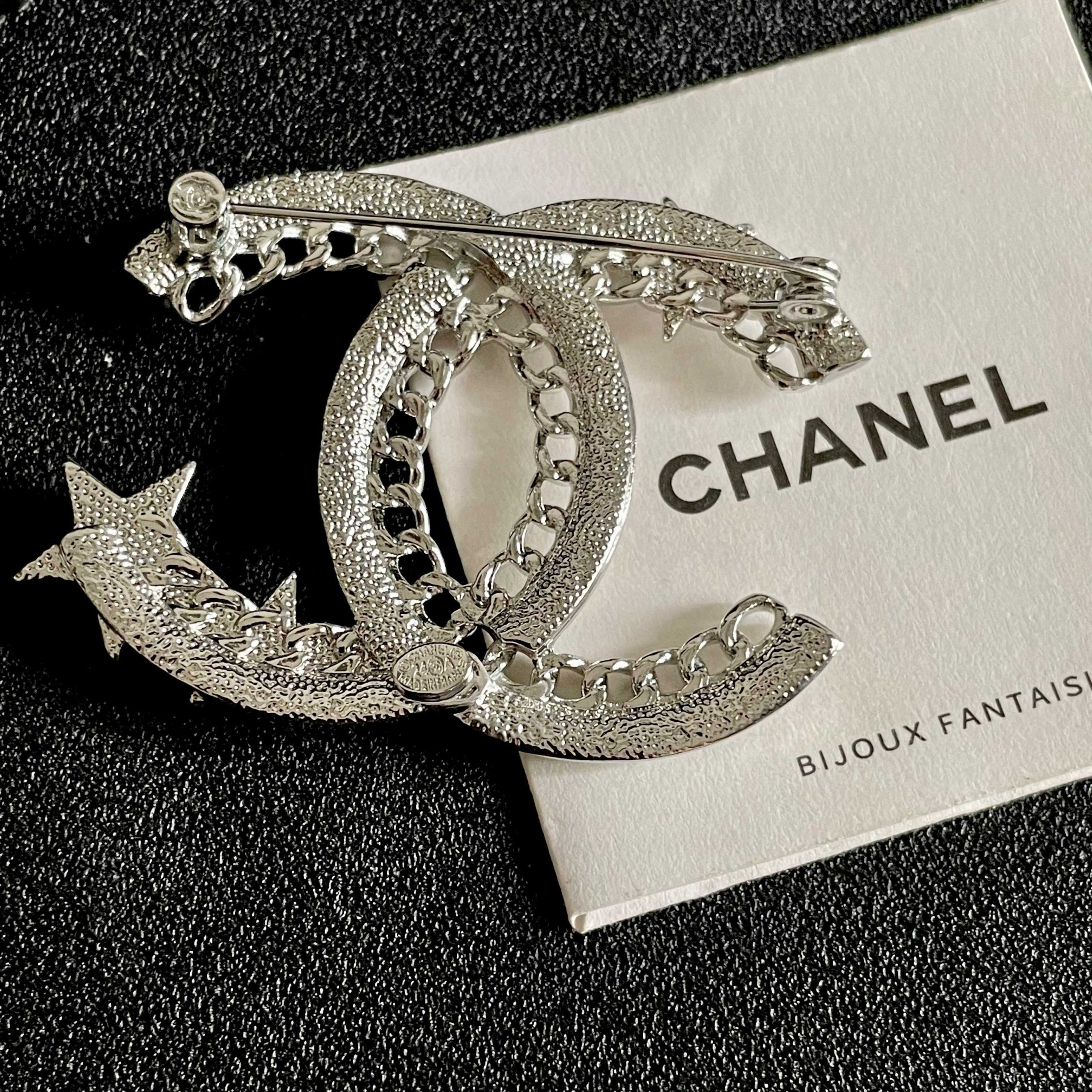 Chanel 高仿銀色星星胸針 鏈條雙C水鑽女款時尚飾品| 9 Chanel 高仿銀色星星胸針 鏈條雙C水鑽女款時尚飾品