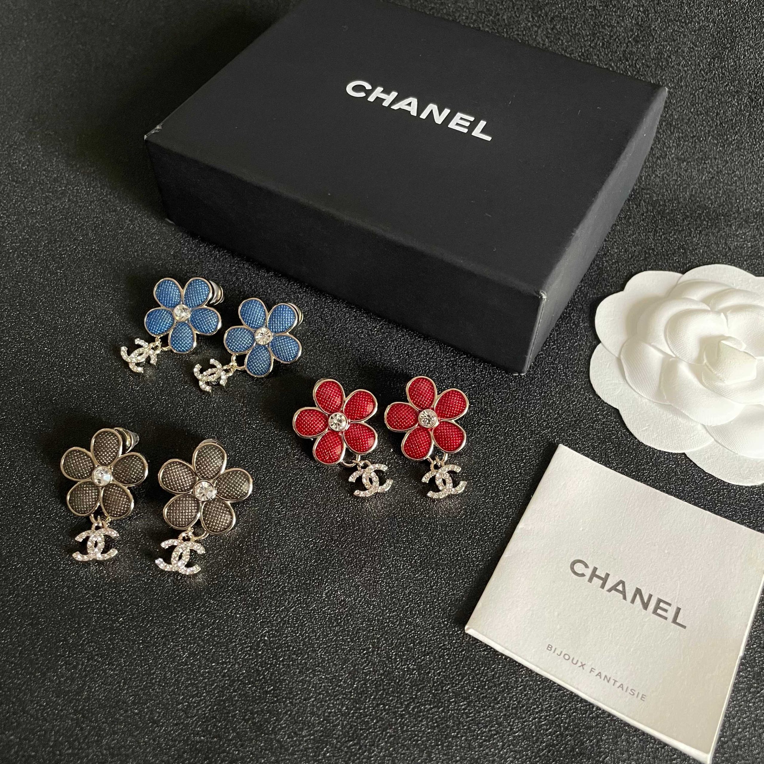 Chanel A貨紅花耳環 雙C吊飾花瓣鑽飾女士風格耳釘| 11 Chanel A貨紅花耳環 雙C吊飾花瓣鑽飾女士風格耳釘