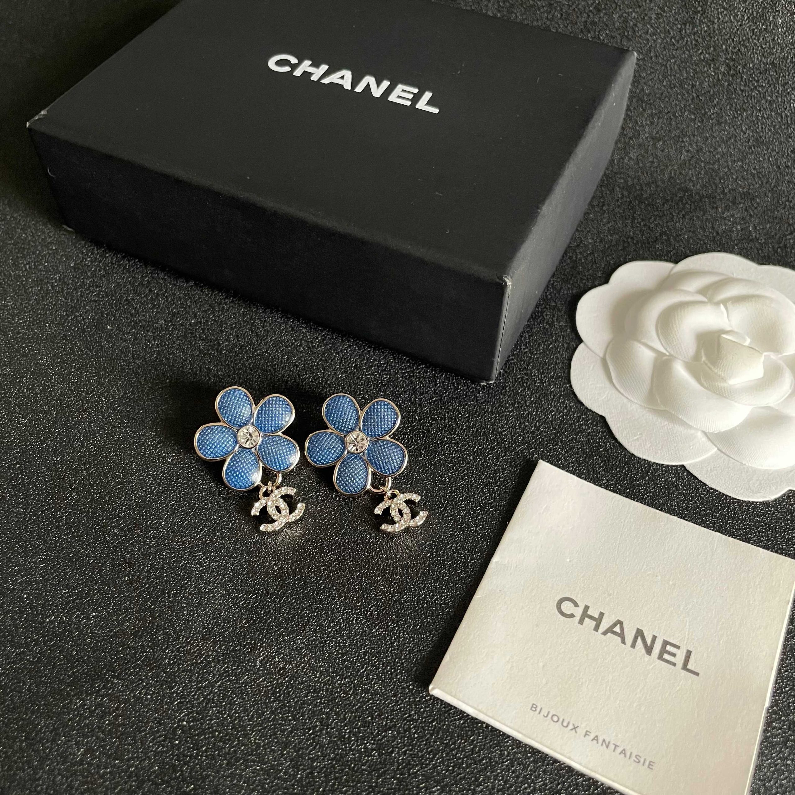 Chanel 高仿藍花雙C耳環 水鑽吊飾花瓣耳釘造型飾品| 12 Chanel 高仿藍花雙C耳環 水鑽吊飾花瓣耳釘造型飾品