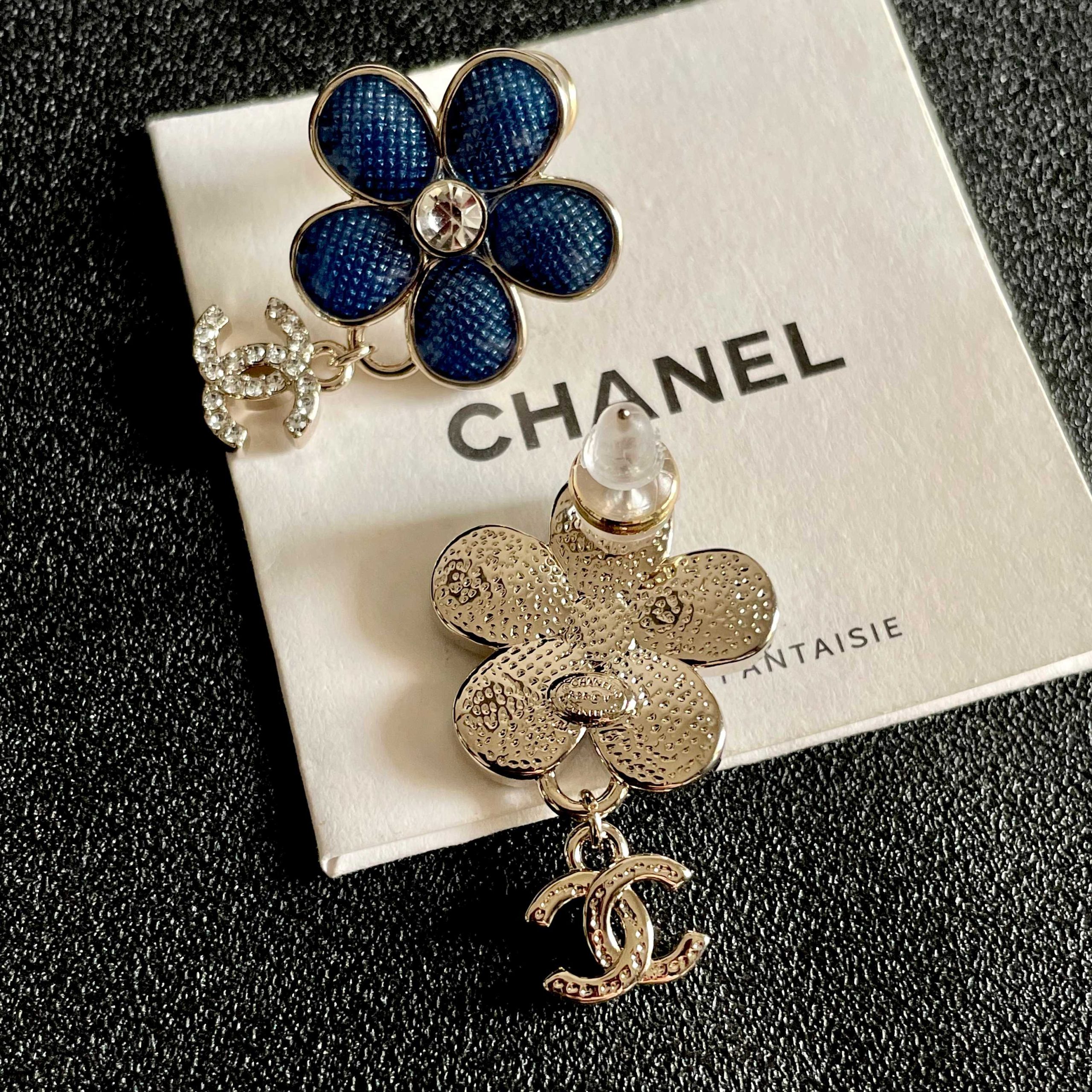 Chanel 高仿藍花雙C耳環 水鑽吊飾花瓣耳釘造型飾品| 9 Chanel 高仿藍花雙C耳環 水鑽吊飾花瓣耳釘造型飾品