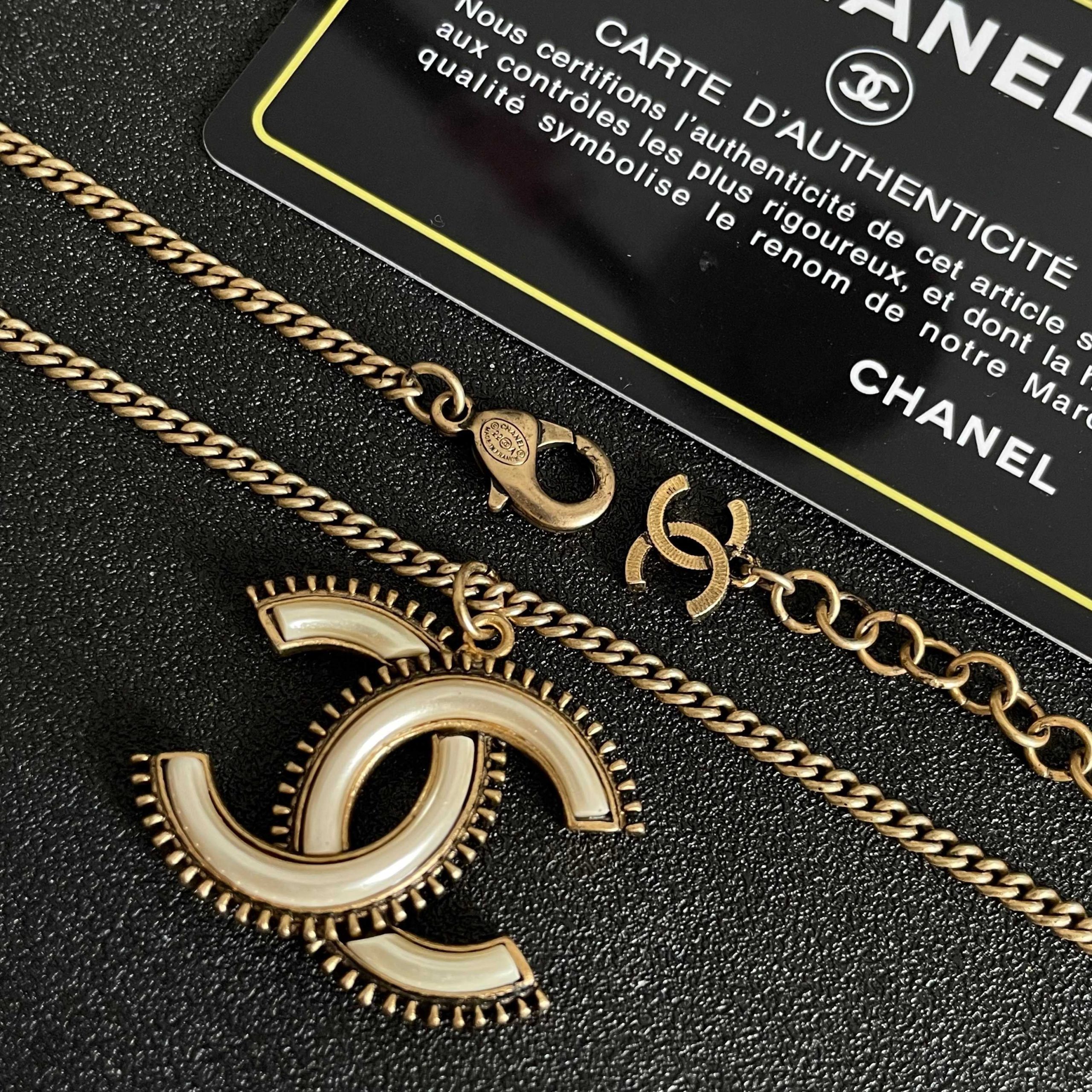 Chanel 原單白邊金雙C項鍊 女士金屬鍊條時尚百搭頸飾| 9 Chanel 原單白邊金雙C項鍊 女士金屬鍊條時尚百搭頸飾
