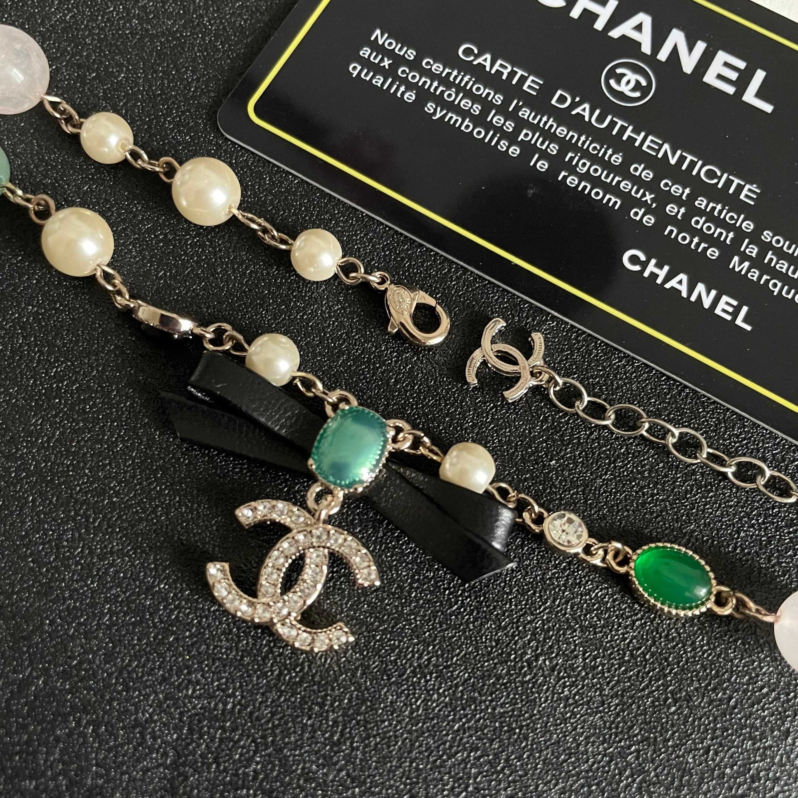 Chanel 一比一彩珠蝴蝶結LOGO項鍊 多色珍珠設計女款精品| 9 Chanel 一比一彩珠蝴蝶結LOGO項鍊 多色珍珠設計女款精品