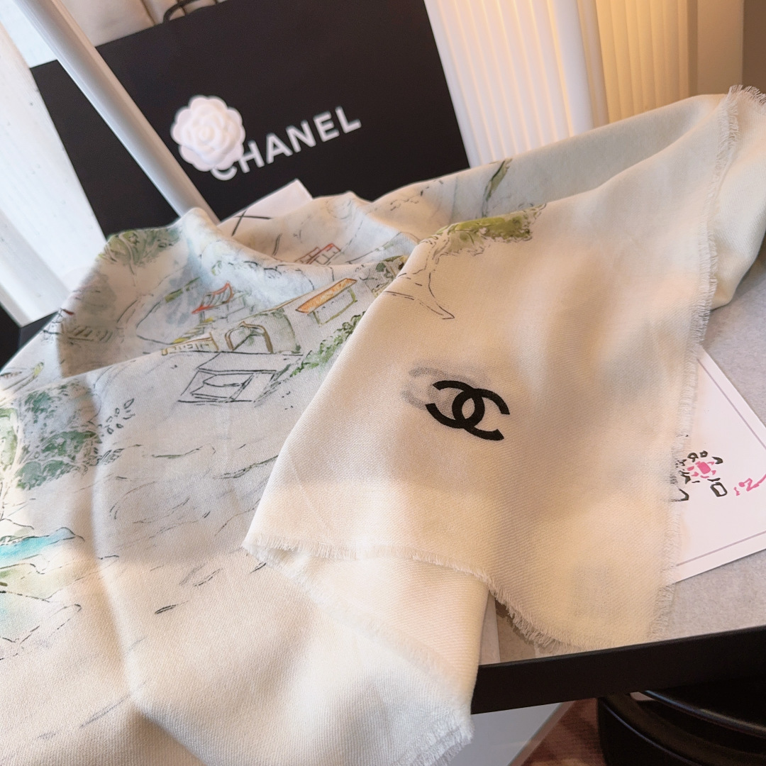 Chanel原單披肩白底花卉圖騰輕柔羊毛圍巾設計款|超A仿原單精品圖片 10 Chanel原單披肩白底花卉圖騰輕柔羊毛圍巾設計款|歐美奢侈品精品推薦