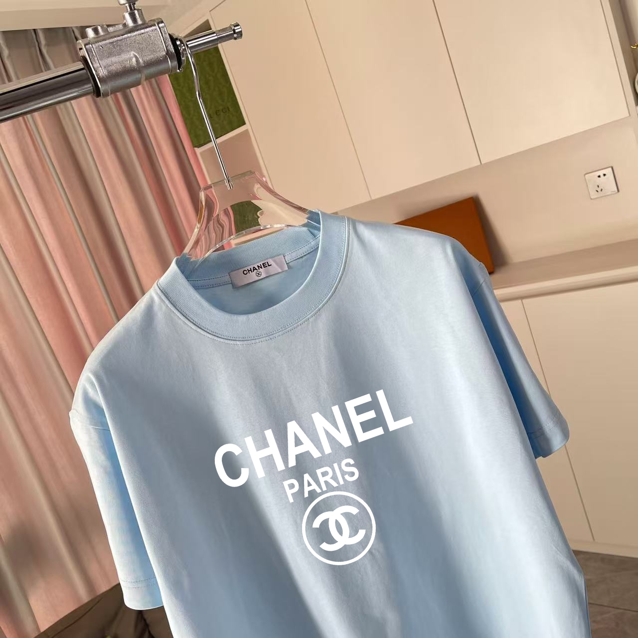 Chanel 高仿男女款藍色短袖T恤 法式清爽風格CHANEL印花款| 12 Chanel 高仿男女款藍色短袖T恤 法式清爽風格CHANEL印花款