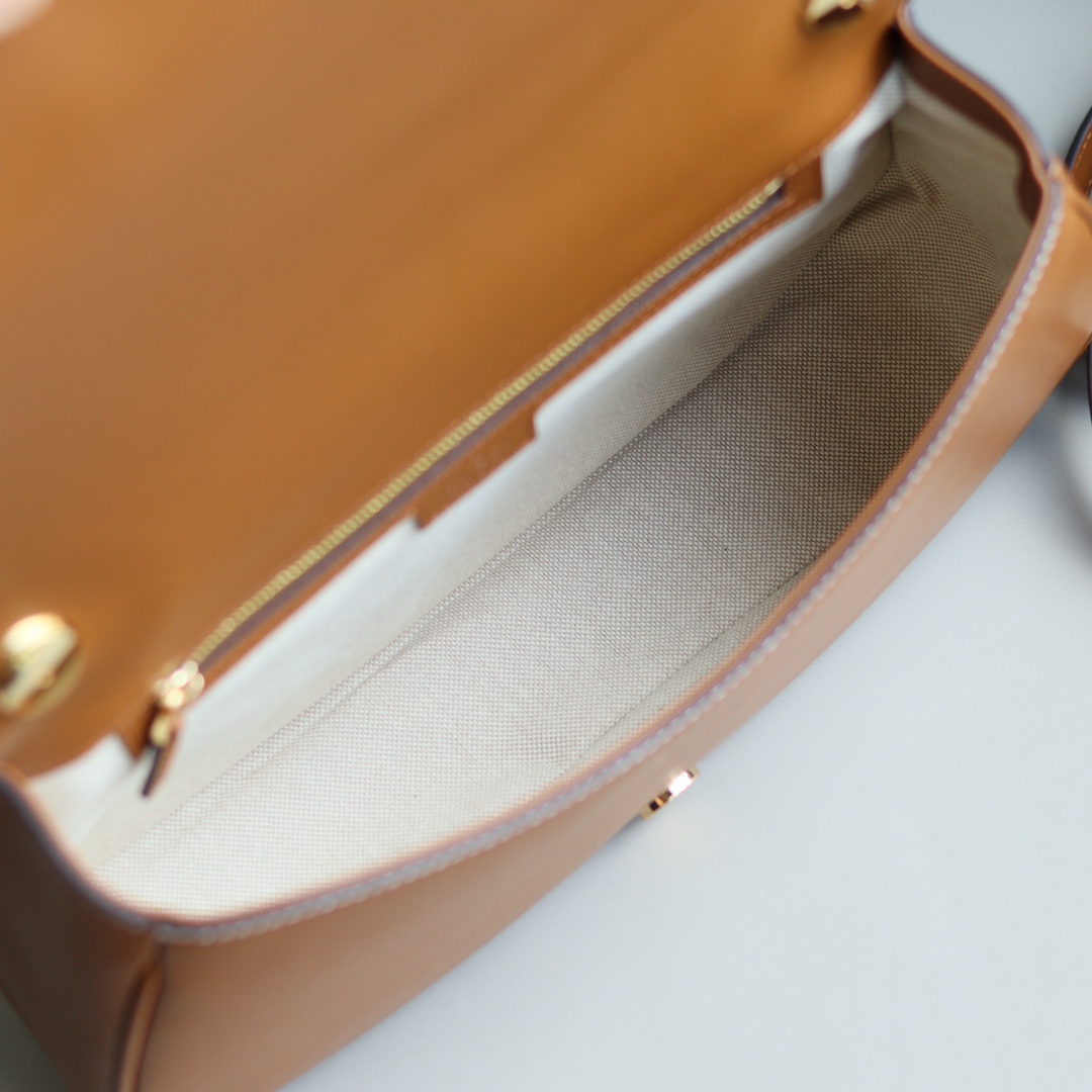 Gucci一比一女款手提包 焦糖色Blondie翻蓋包秋冬限定|超A仿原單精品圖片 9 Gucci一比一女款手提包 焦糖色Blondie翻蓋包秋冬限定|歐美奢侈品精品推薦