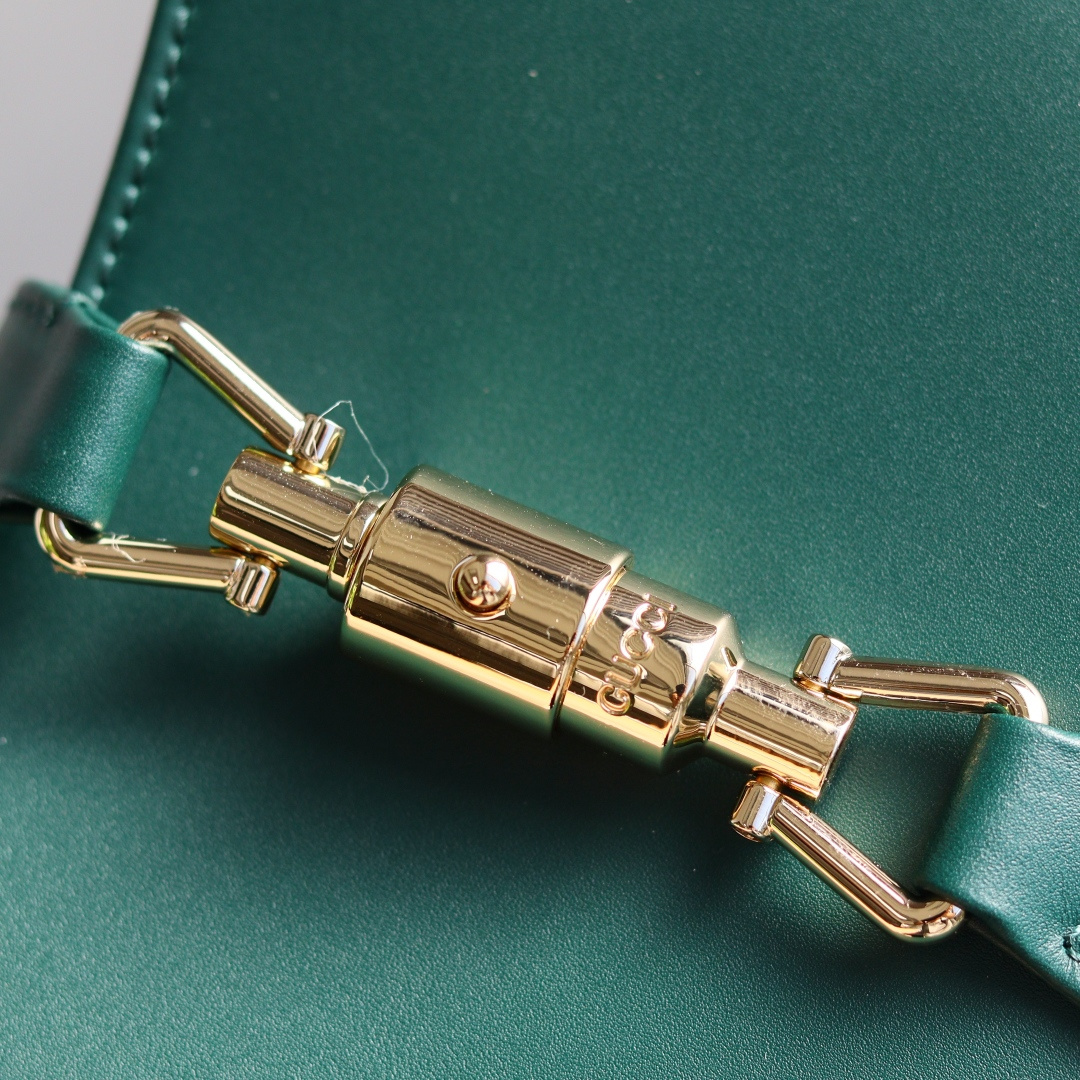 Gucci高仿Jackie 1961手提包 綠色簡約款式搭配金屬扣環設計|超A仿原單精品圖片 13 Gucci高仿Jackie 1961手提包 綠色簡約款式搭配金屬扣環設計|歐美奢侈品精品推薦