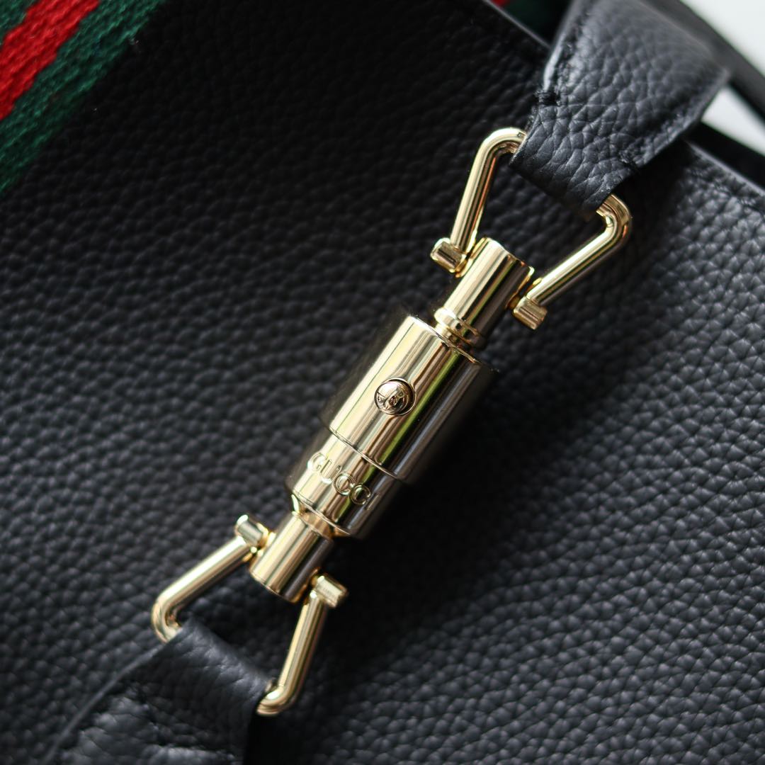 Gucci精品仿製Jackie 1961黑色肩背包 荔枝皮革簡約設計款| 14 Gucci精品仿製Jackie 1961黑色肩背包 荔枝皮革簡約設計款