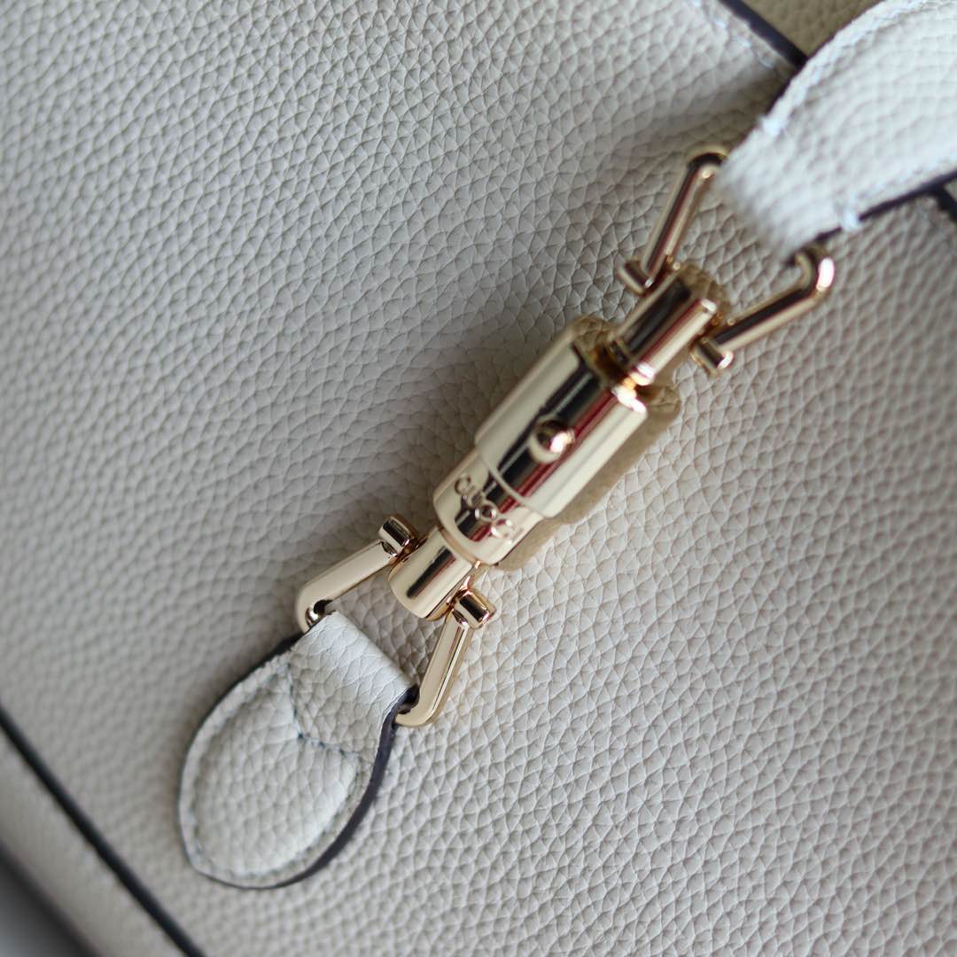 Gucci一比一Jackie 1961米白色包 粒面皮革打造極簡時尚感|超A仿原單精品圖片 13 Gucci一比一Jackie 1961米白色包 粒面皮革打造極簡時尚感|歐美奢侈品精品推薦