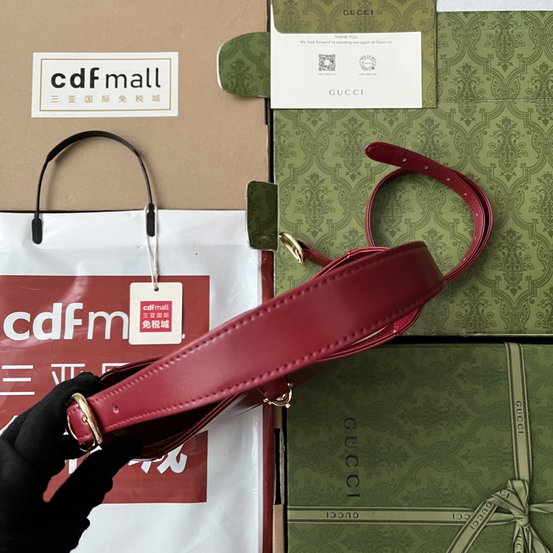Gucci高仿Jackie 1961紅色手提包 亮面皮革展現時尚風采|超A仿原單精品圖片 13 Gucci高仿Jackie 1961紅色手提包 亮面皮革展現時尚風采|歐美奢侈品精品推薦