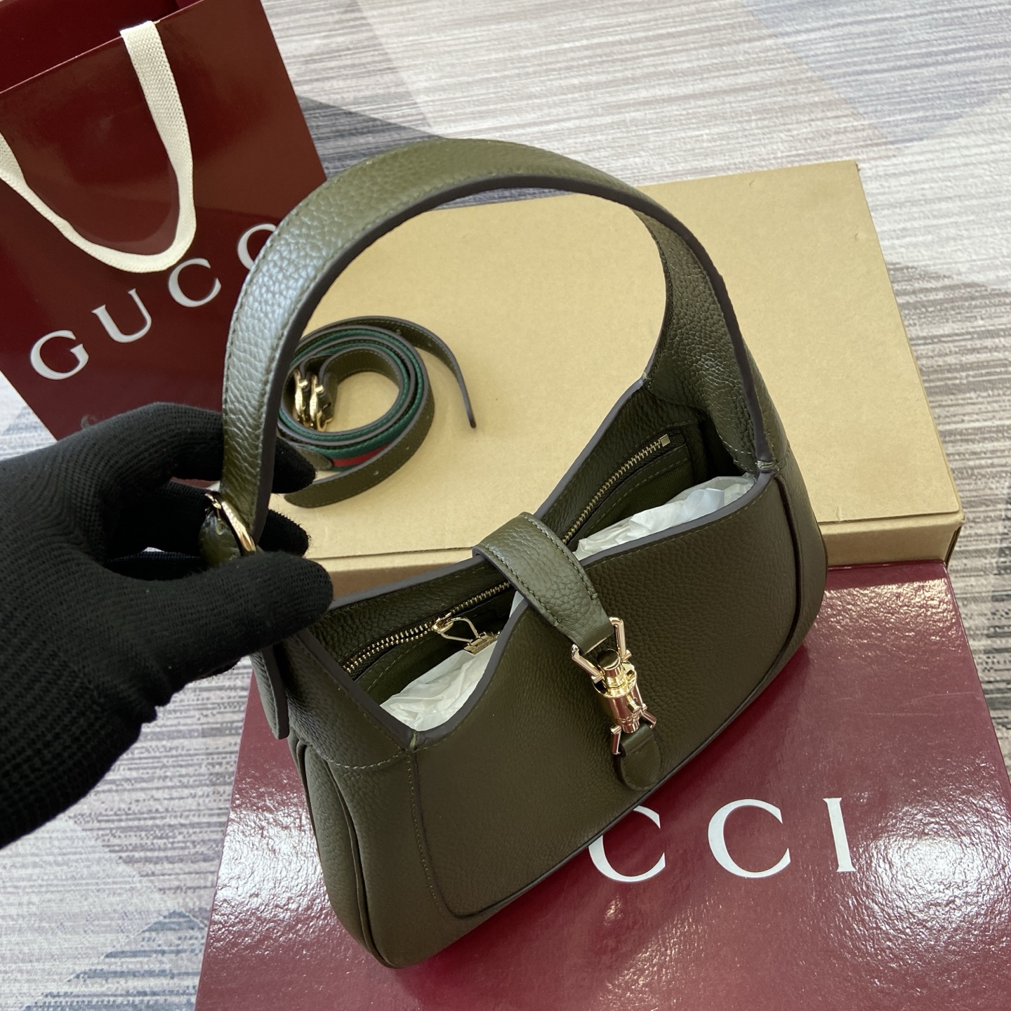 Gucci一比一Jackie 1961軍綠肩背包 新版粒面皮革質感升級｜歐美奢侈品精品推薦