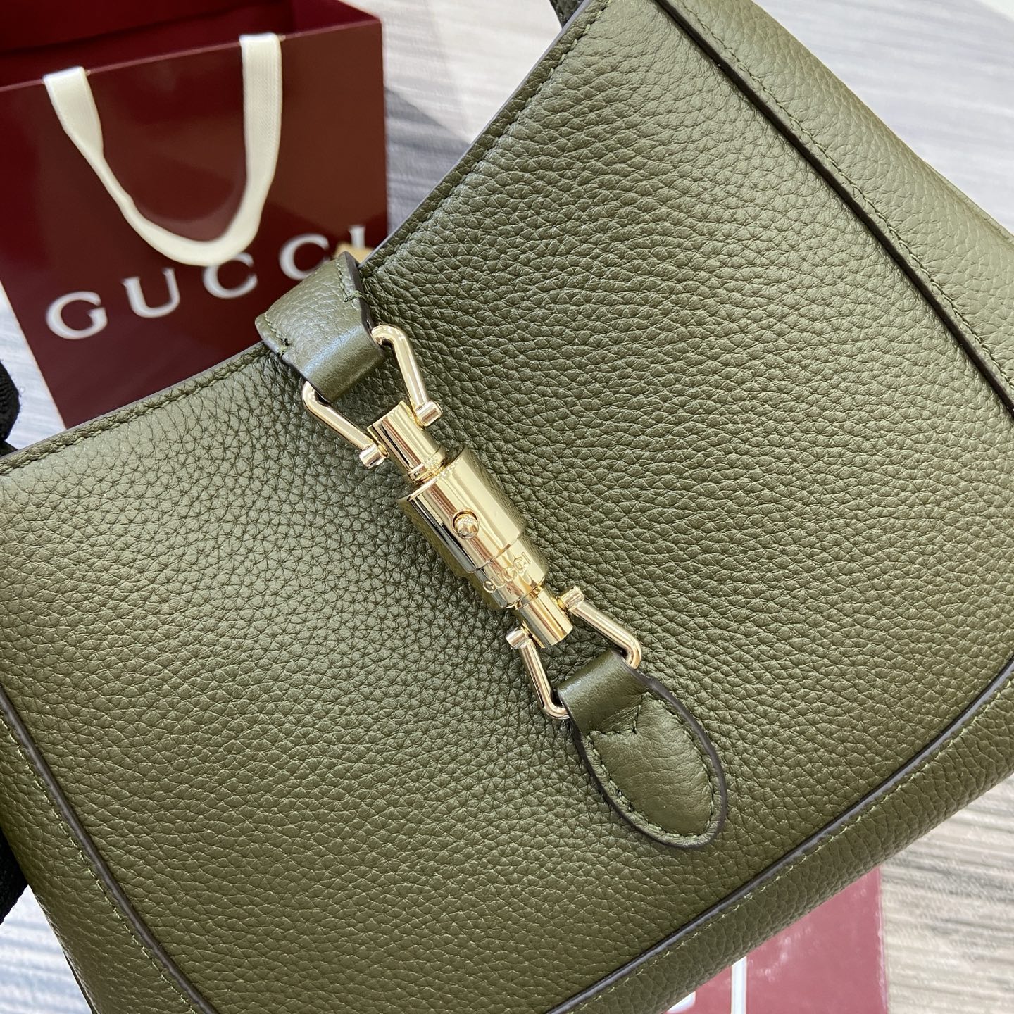 Gucci一比一Jackie 1961軍綠肩背包 新版粒面皮革質感升級｜歐美奢侈品精品推薦