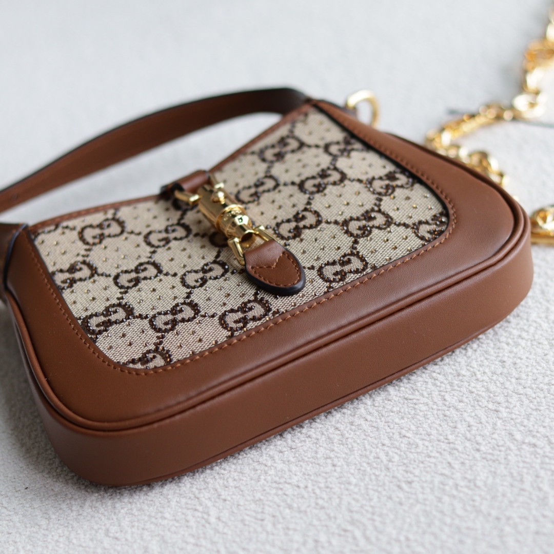Gucci高仿Jackie 1961亮絲老花包 女用棕皮搭配閃線設計亮眼款|超A仿原單精品圖片 11 Gucci高仿Jackie 1961亮絲老花包 女用棕皮搭配閃線設計亮眼款|歐美奢侈品精品推薦