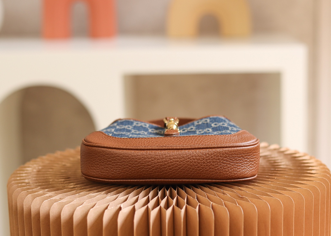 Gucci原單Jackie 1961牛仔GG老花迷你包 焦糖皮革拼接輕巧款|超A仿原單精品圖片 9 Gucci原單Jackie 1961牛仔GG老花迷你包 焦糖皮革拼接輕巧款|歐美奢侈品精品推薦