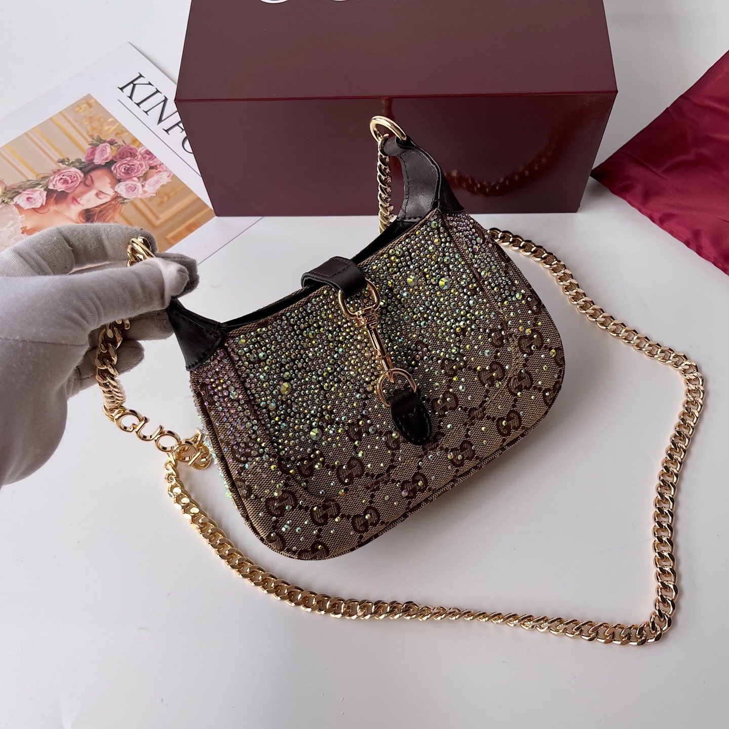 Gucci原單Jackie 1961亮鑽小包 GG老花拼黑皮金鍊肩背鏈包|超A仿原單精品圖片 11 Gucci原單Jackie 1961亮鑽小包 GG老花拼黑皮金鍊肩背鏈包|歐美奢侈品精品推薦