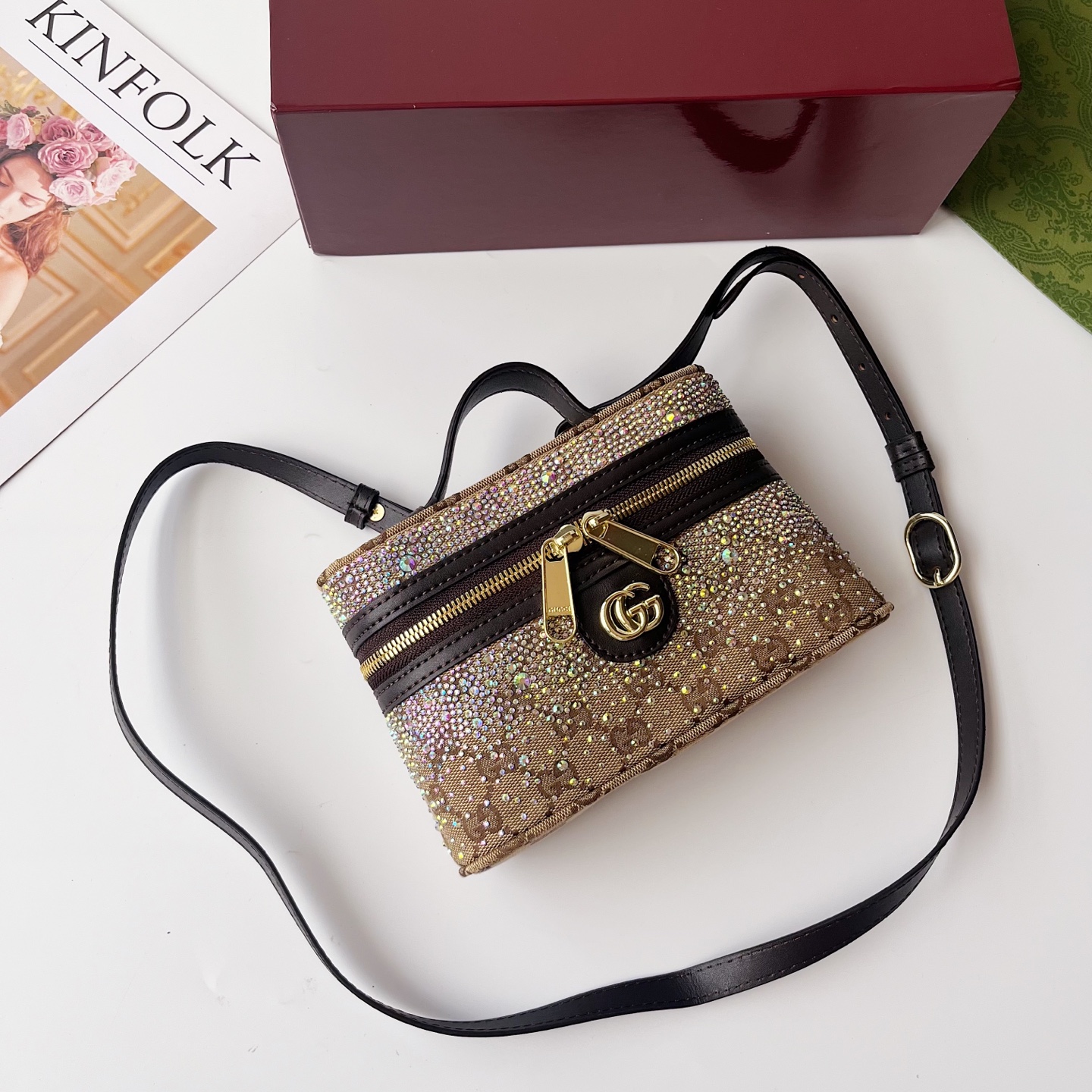 Gucci一比一亮鑽GG LOGO雙層拉鍊包 小包款金鏈設計