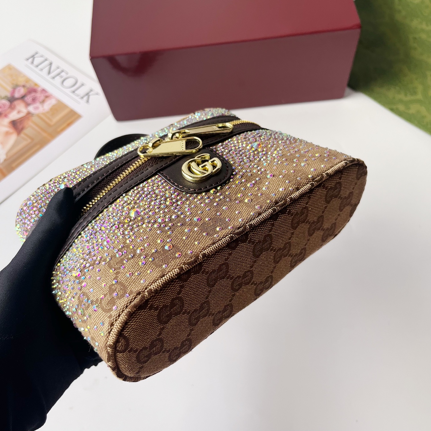 Gucci一比一亮鑽GG LOGO雙層拉鍊包 小包款金鏈設計|超A仿原單精品圖片 8 Gucci一比一亮鑽GG LOGO雙層拉鍊包 小包款金鏈設計|歐美奢侈品精品推薦