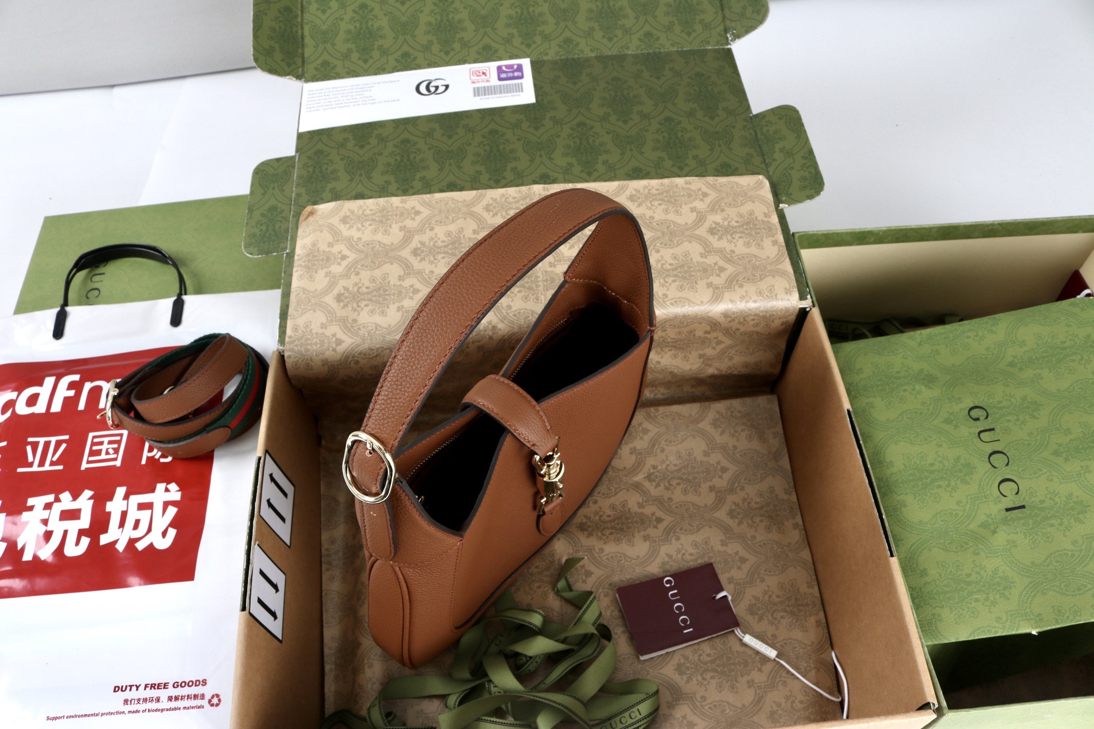 Gucci高仿Jackie 1961焦糖棕荔枝皮肩背包 標準尺寸實用款|超A仿原單精品圖片 9 Gucci高仿Jackie 1961焦糖棕荔枝皮肩背包 標準尺寸實用款|歐美奢侈品精品推薦