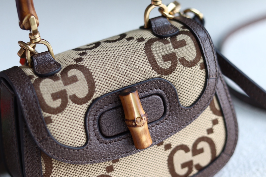 Gucci原單Bamboo 1947小型竹節包 GG老花帆布附織帶|超A仿原單精品圖片 6 Gucci原單Bamboo 1947小型竹節包 GG老花帆布附織帶|歐美奢侈品精品推薦