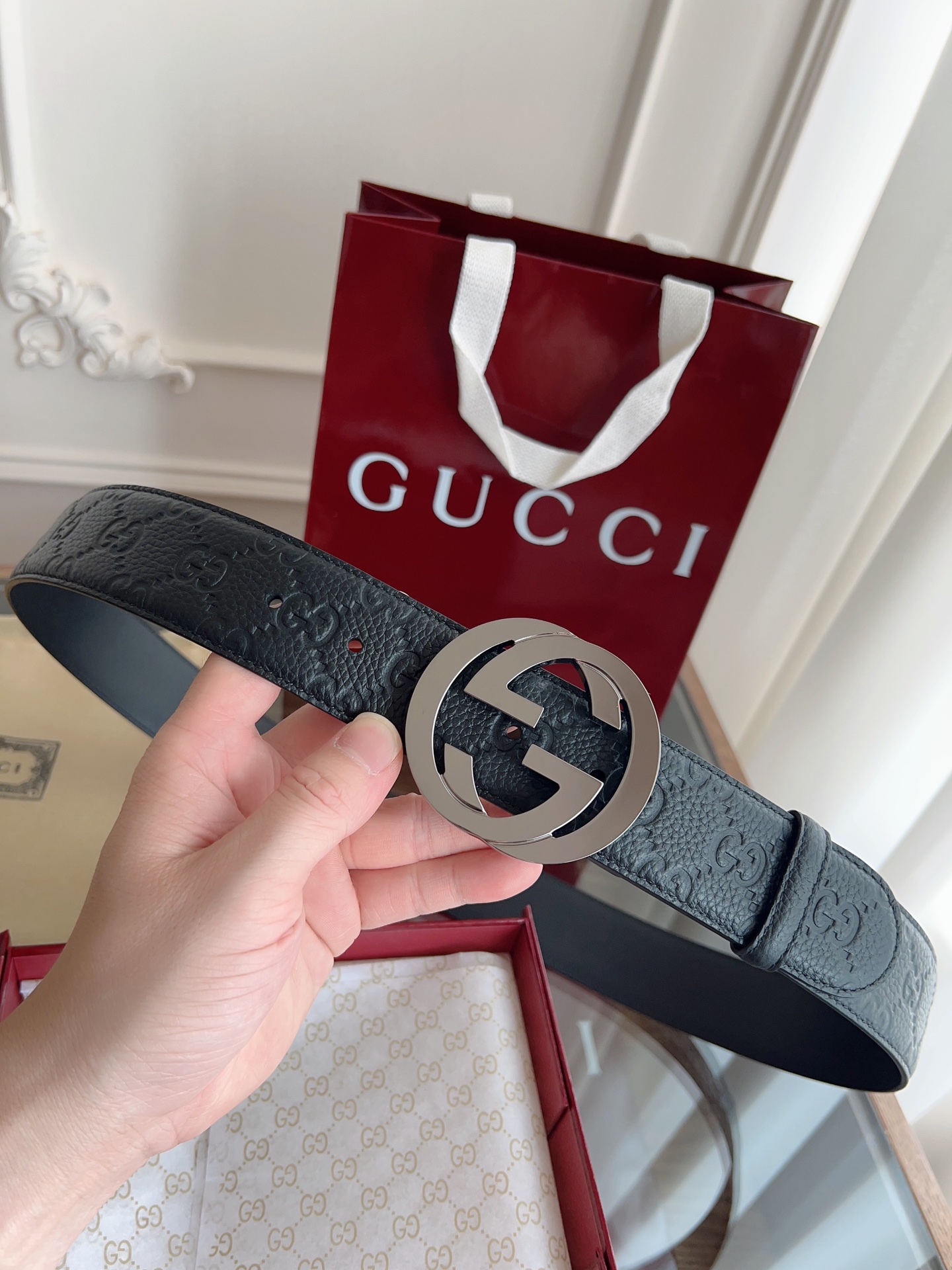 Gucci 原單圓G空心扣皮帶 四色皮革壓紋設計男士款｜歐美奢侈品精品推薦