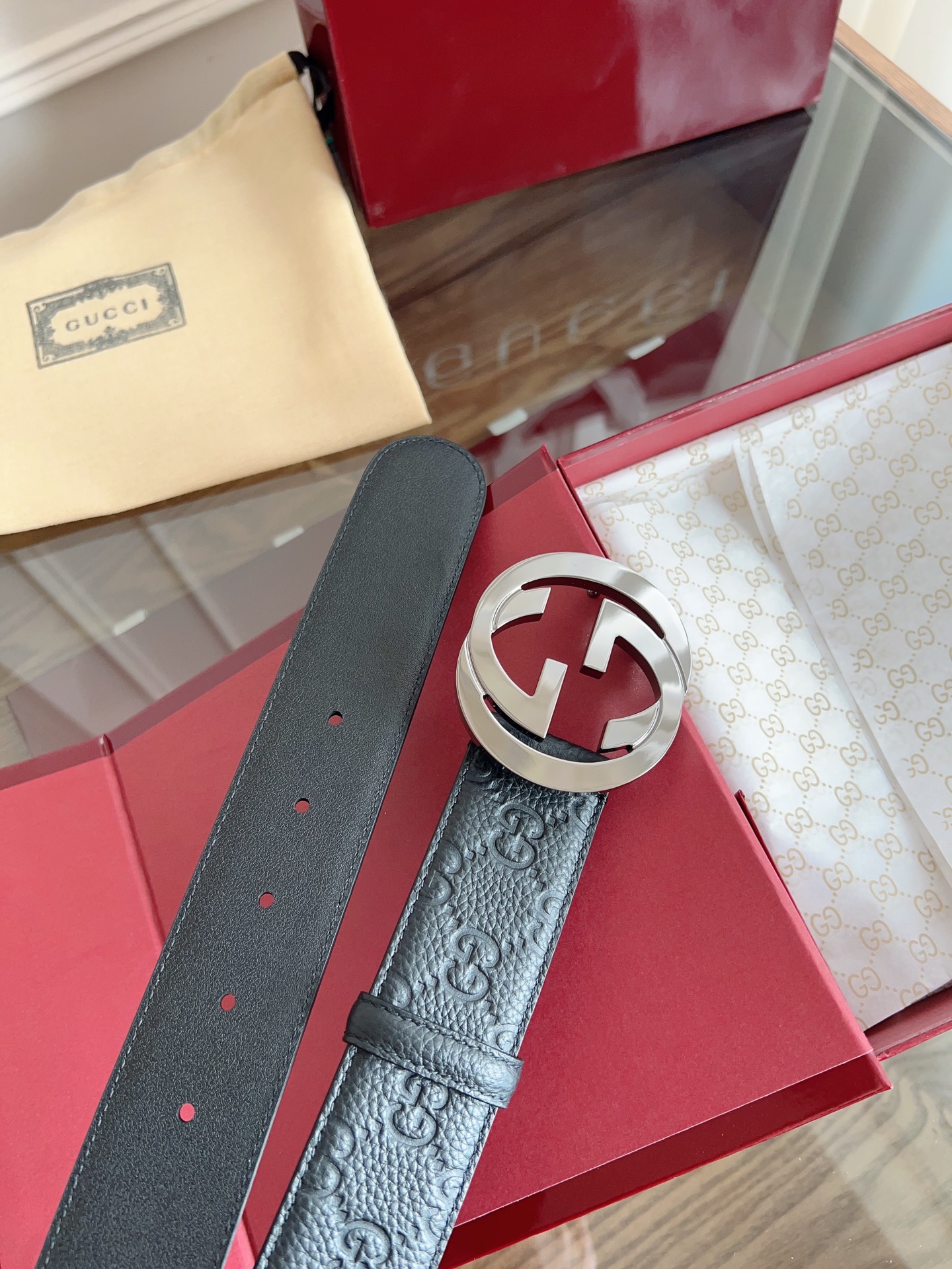 Gucci 原單圓G空心扣皮帶 四色皮革壓紋設計男士款｜歐美奢侈品精品推薦