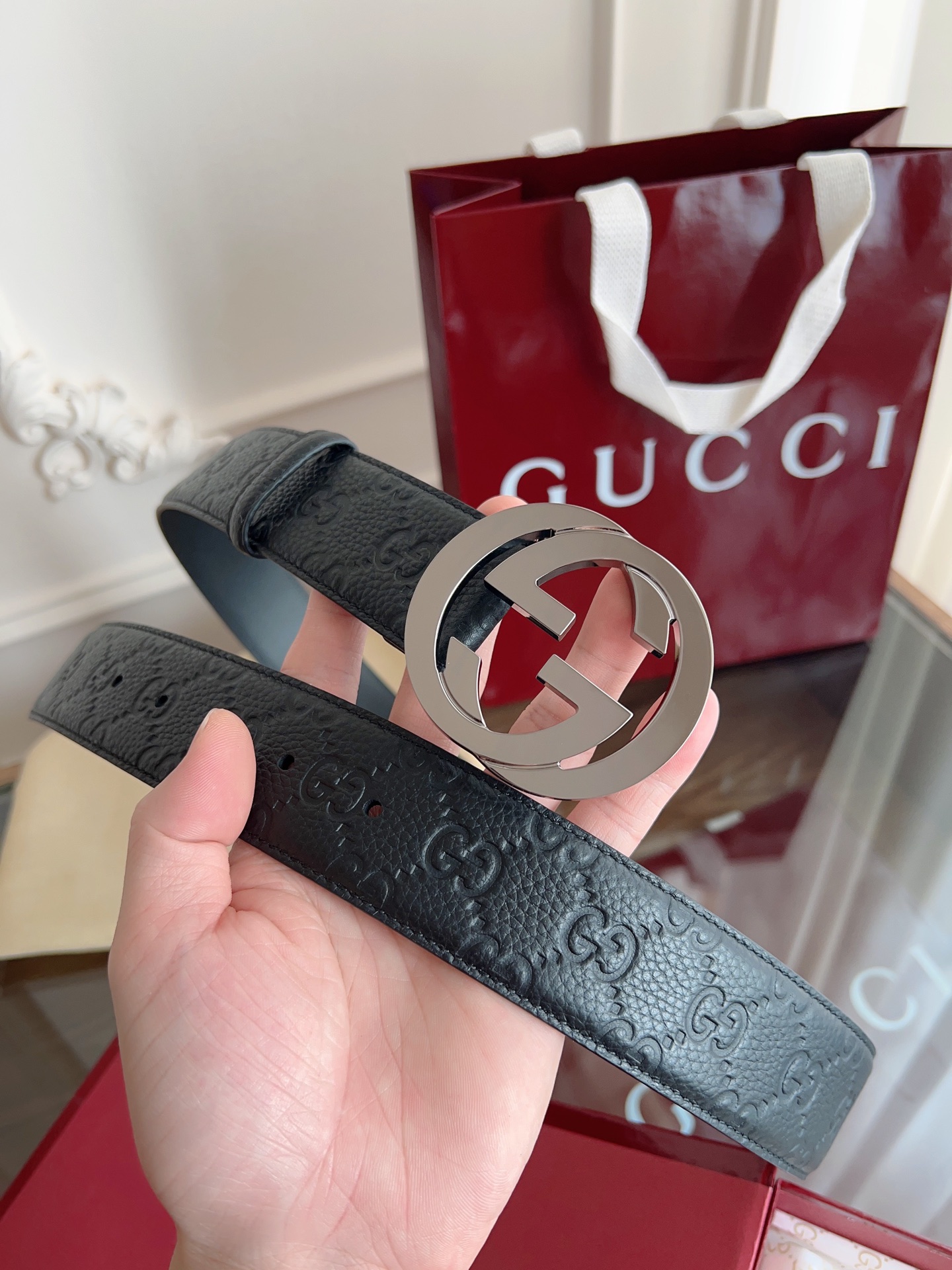 Gucci 原單圓G空心扣皮帶 四色皮革壓紋設計男士款｜歐美奢侈品精品推薦