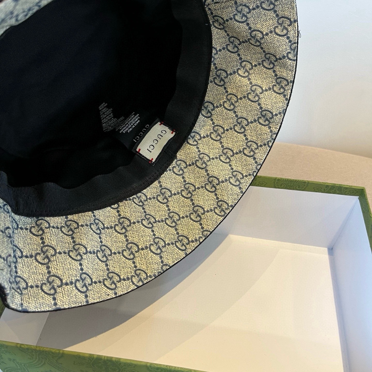 Gucci精品仿製牛仔寬檐漁夫帽 男女款雙GG圖騰義大利風格|超A仿原單精品圖片 9 Gucci精品仿製牛仔寬檐漁夫帽 男女款雙GG圖騰義大利風格|歐美奢侈品精品推薦