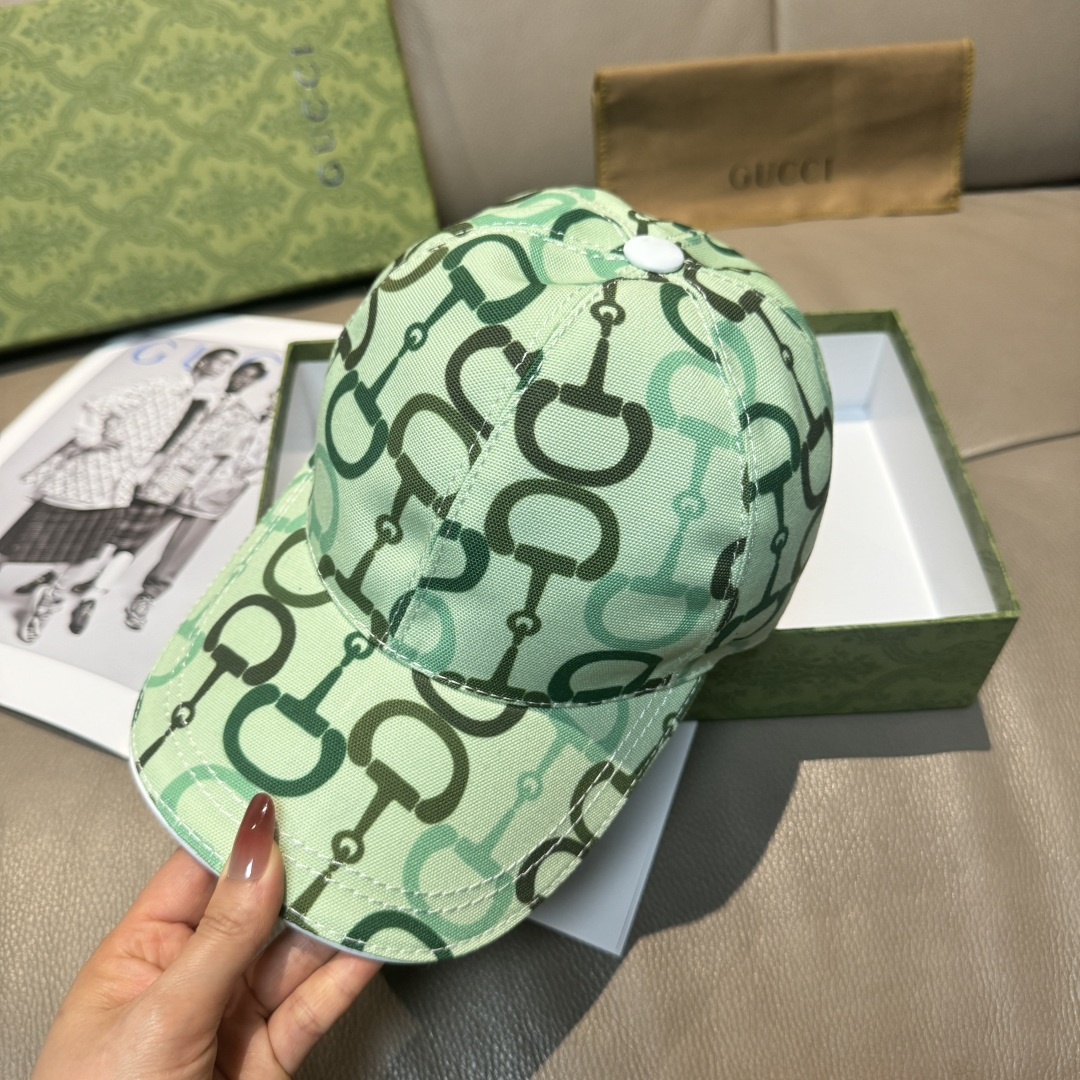 Gucci高仿馬銜扣圖樣棒球帽 男女款多色可選 活力街頭風帽款|超A仿原單精品圖片 11 Gucci高仿馬銜扣圖樣棒球帽 男女款多色可選 活力街頭風帽款|歐美奢侈品精品推薦