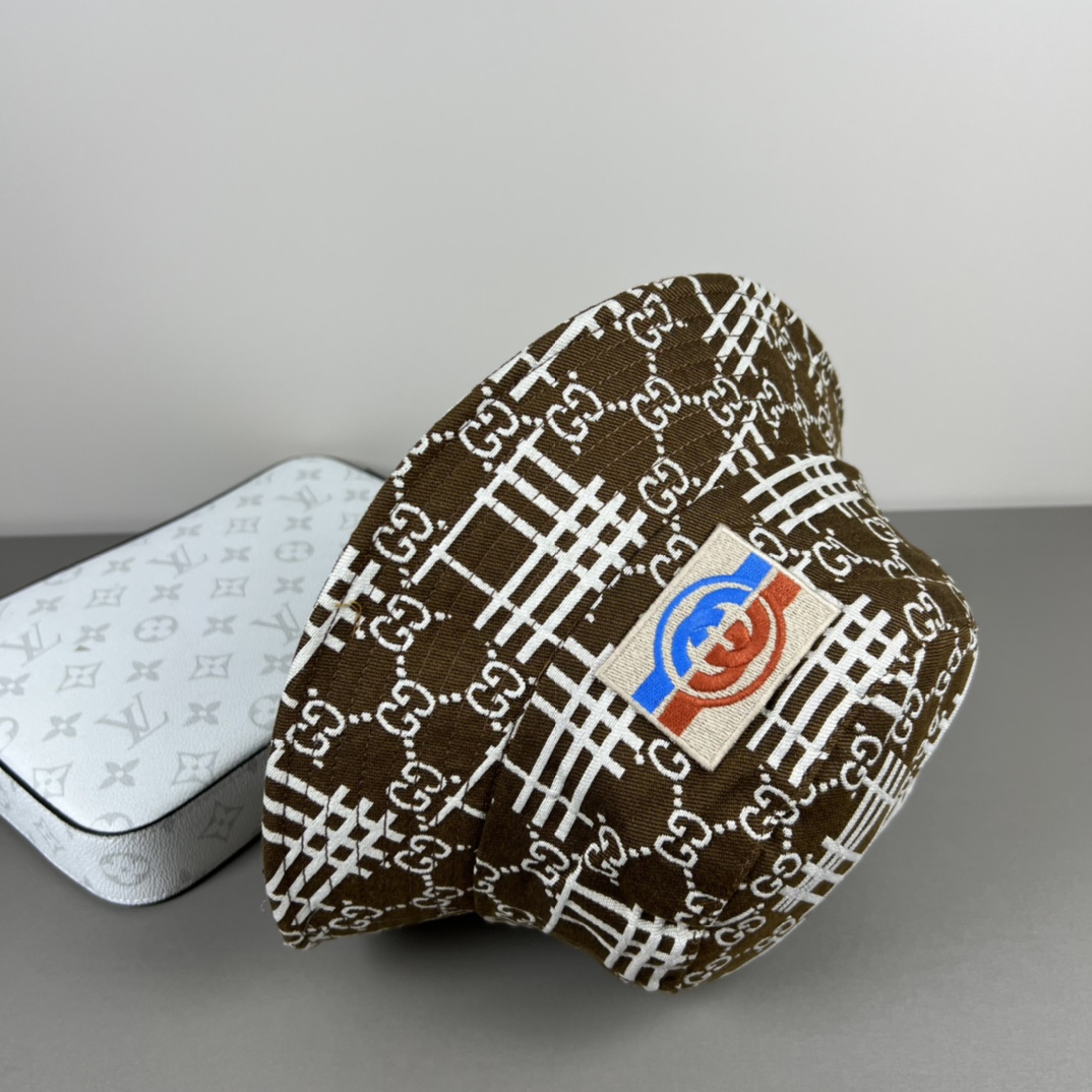 Gucci 原單雙色棋盤GG圖騰帽 百搭街頭休閒漁夫帽|超A仿原單精品圖片 11 Gucci 原單雙色棋盤GG圖騰帽 百搭街頭休閒漁夫帽|歐美奢侈品精品推薦