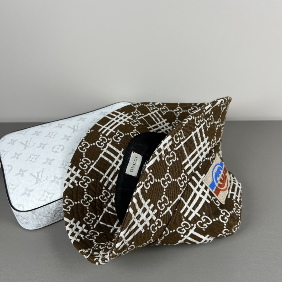 Gucci 原單雙色棋盤GG圖騰帽 百搭街頭休閒漁夫帽|超A仿原單精品圖片 7 Gucci 原單雙色棋盤GG圖騰帽 百搭街頭休閒漁夫帽|歐美奢侈品精品推薦