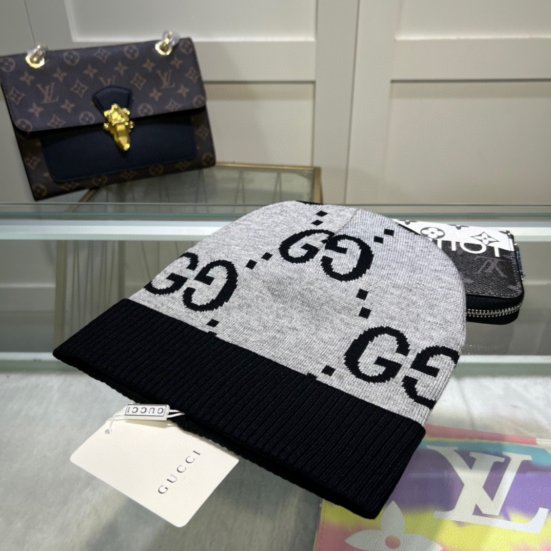 Gucci精品仿製 GG大LOGO針織帽 五色撞色設計新潮街拍款|超A仿原單精品圖片 13 Gucci精品仿製 GG大LOGO針織帽 五色撞色設計新潮街拍款|歐美奢侈品精品推薦