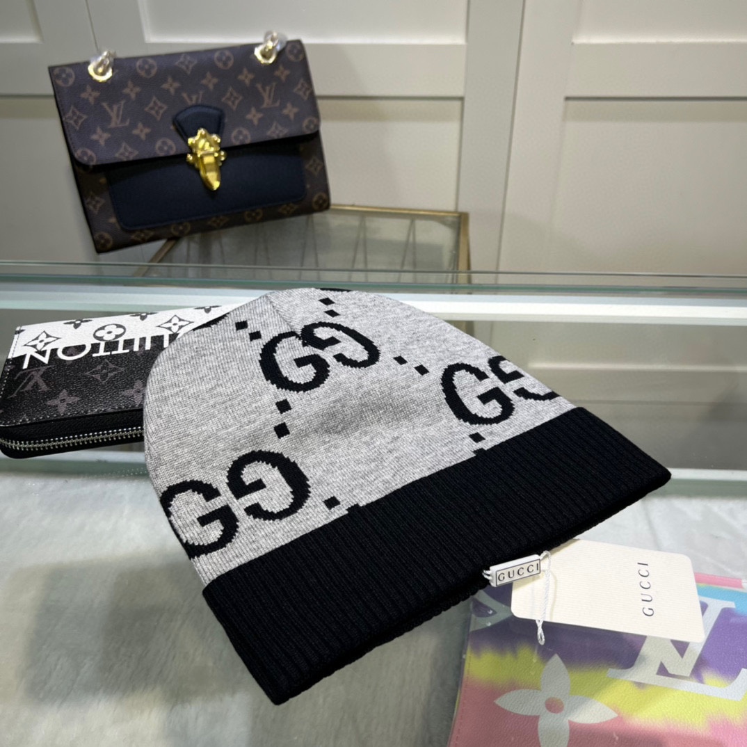 Gucci精品仿製 GG大LOGO針織帽 五色撞色設計新潮街拍款|超A仿原單精品圖片 12 Gucci精品仿製 GG大LOGO針織帽 五色撞色設計新潮街拍款|歐美奢侈品精品推薦