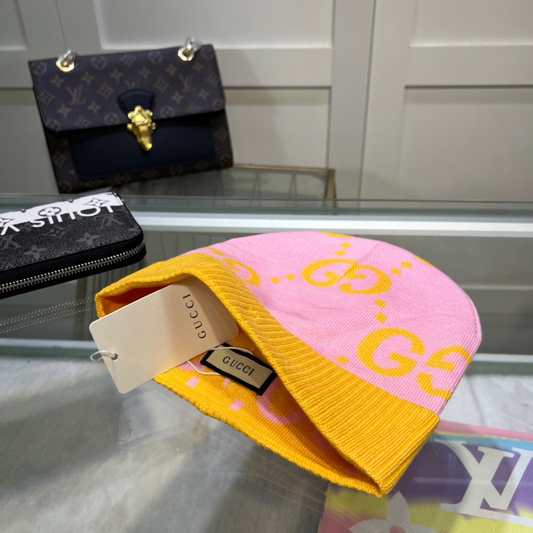 Gucci精品仿製 GG大LOGO針織帽 五色撞色設計新潮街拍款|超A仿原單精品圖片 9 Gucci精品仿製 GG大LOGO針織帽 五色撞色設計新潮街拍款|歐美奢侈品精品推薦