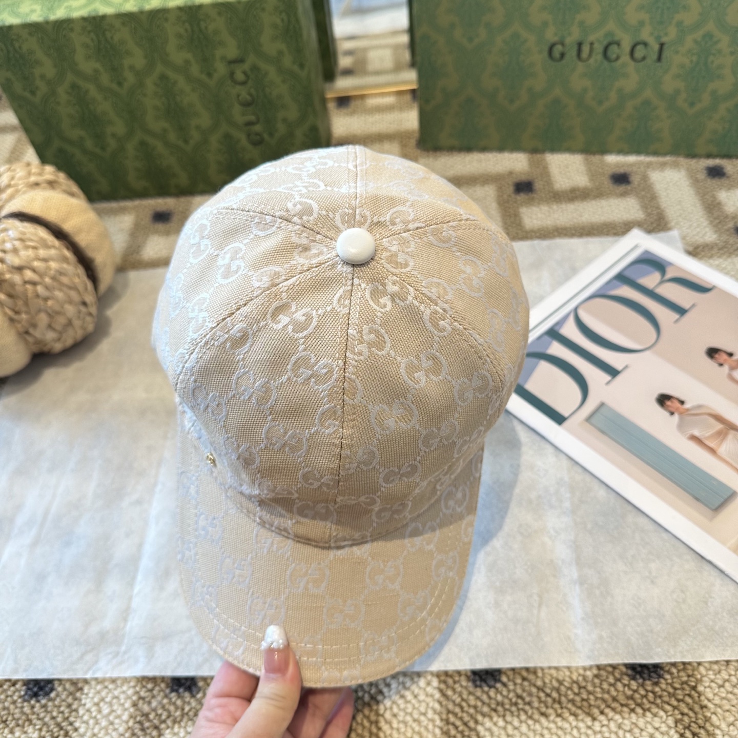 Gucci A貨 GG老花棒球帽 多色印花調節款 寬邊帽型|超A仿原單精品圖片 11 Gucci A貨 GG老花棒球帽 多色印花調節款 寬邊帽型|歐美奢侈品精品推薦