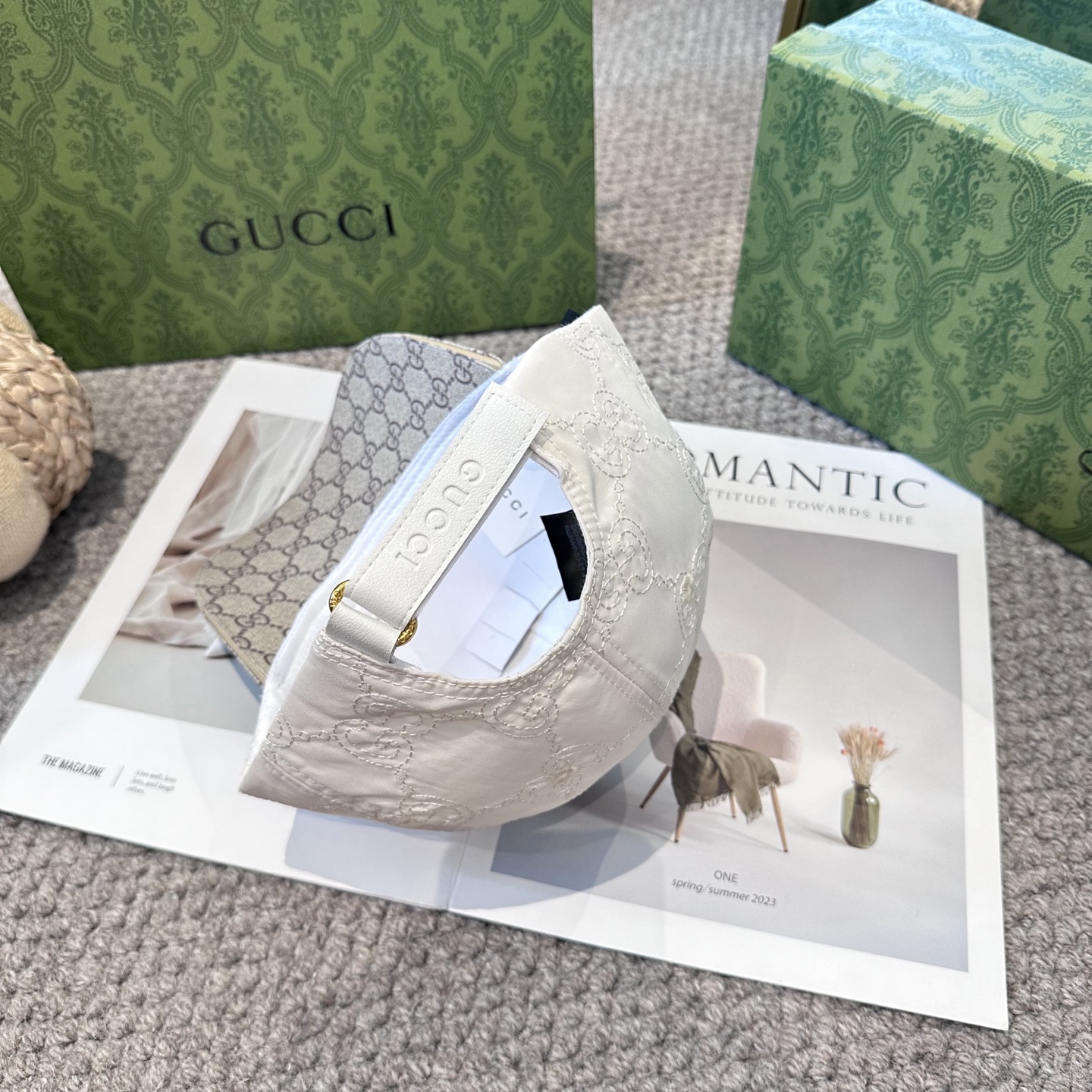 Gucci原單 GG老花拼接帽 白色經典款式 日常通勤首選|超A仿原單精品圖片 7 Gucci原單 GG老花拼接帽 白色經典款式 日常通勤首選|歐美奢侈品精品推薦