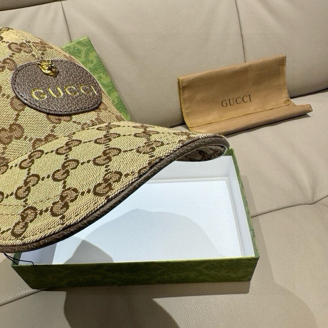 Gucci高仿GG圓標棒球帽 雙色老花設計 品牌感十足|超A仿原單精品圖片 12 Gucci高仿GG圓標棒球帽 雙色老花設計 品牌感十足|歐美奢侈品精品推薦