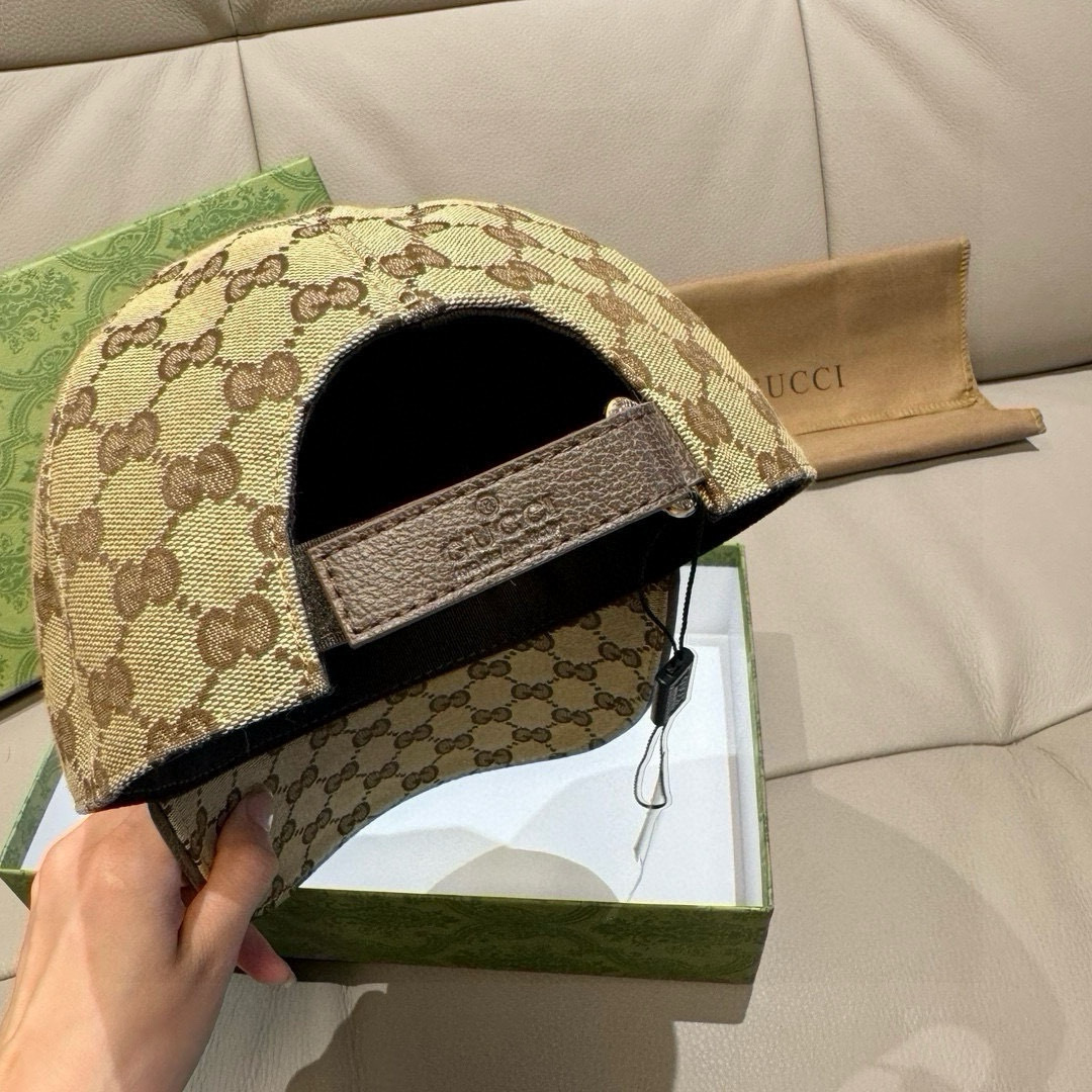 Gucci高仿GG圓標棒球帽 雙色老花設計 品牌感十足|超A仿原單精品圖片 10 Gucci高仿GG圓標棒球帽 雙色老花設計 品牌感十足|歐美奢侈品精品推薦