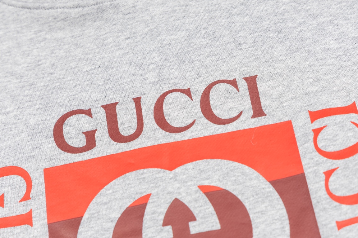 Gucci一比一男女連帽衛衣 灰色經典LOGO設計 寬鬆潮流剪裁|超A仿原單精品圖片 12 Gucci一比一男女連帽衛衣 灰色經典LOGO設計 寬鬆潮流剪裁|歐美奢侈品精品推薦