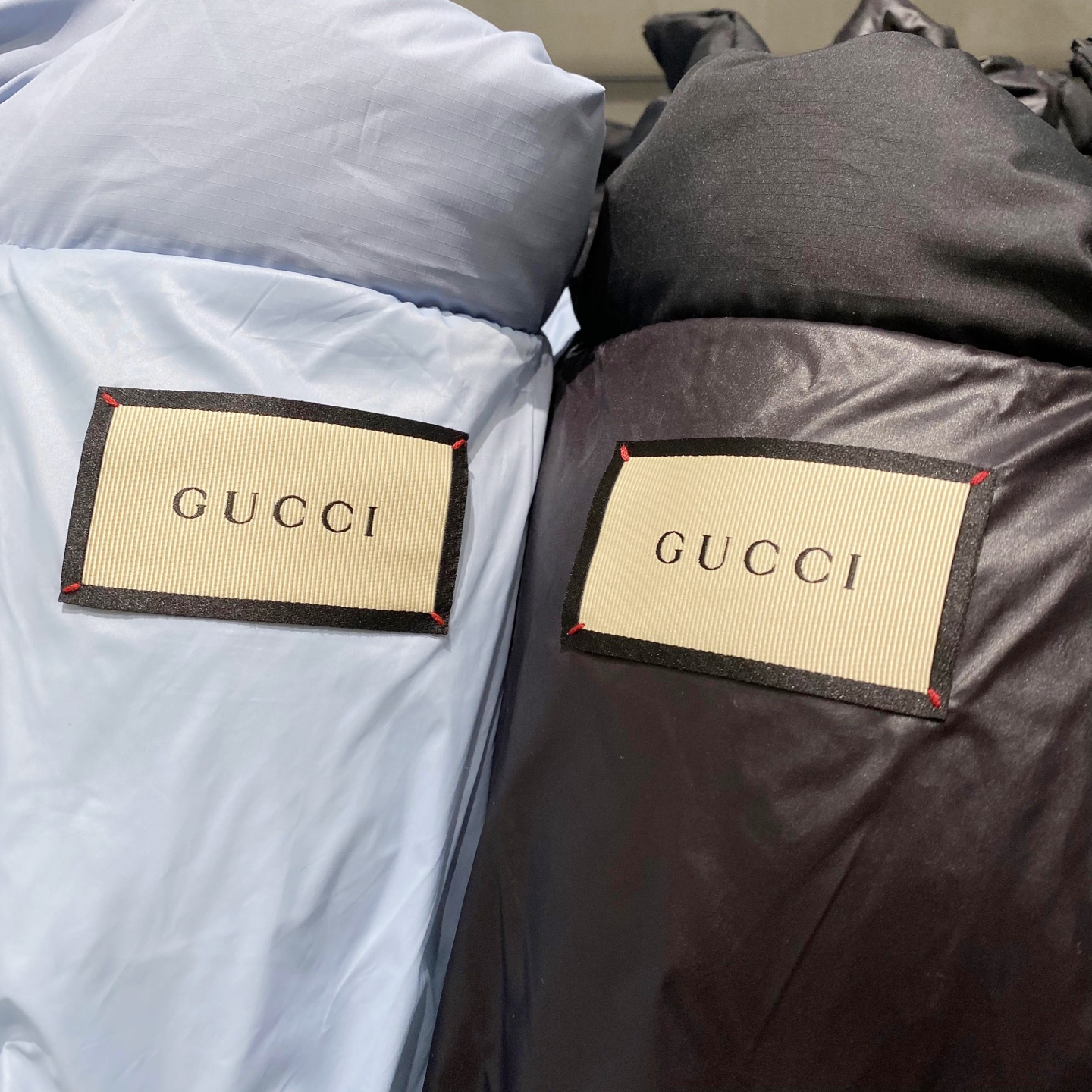 Gucci A貨男士羽絨外套拼接撞色款式保暖又吸睛|超A仿原單精品圖片 10 Gucci A貨男士羽絨外套拼接撞色款式保暖又吸睛|歐美奢侈品精品推薦