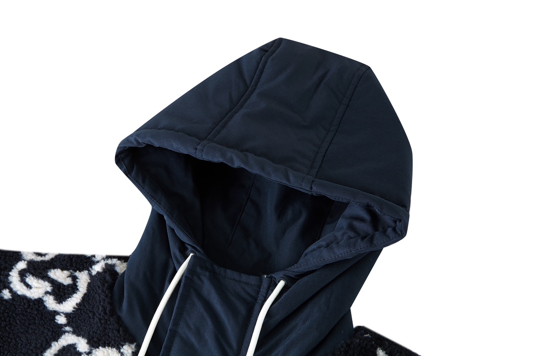 Gucci高仿男款連帽外套 黑白羊羔毛拼接 GG老花潮流款|超A仿原單精品圖片 8 Gucci高仿男款連帽外套 黑白羊羔毛拼接 GG老花潮流款|歐美奢侈品精品推薦