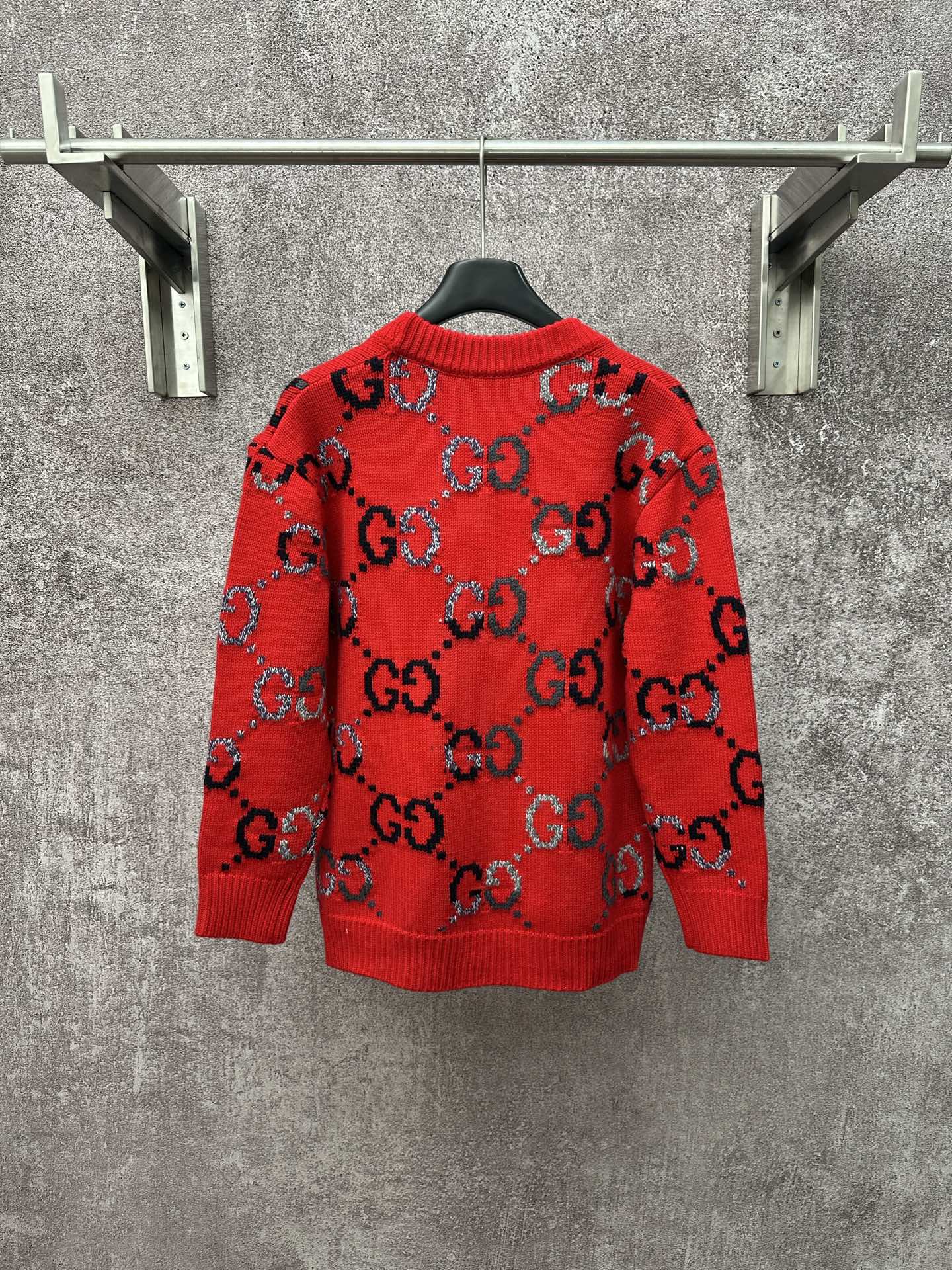 Gucci高仿女款針織外套 紅色GG老花開襟設計 活力吸睛秋冬新作| 14 Gucci高仿女款針織外套 紅色GG老花開襟設計 活力吸睛秋冬新作