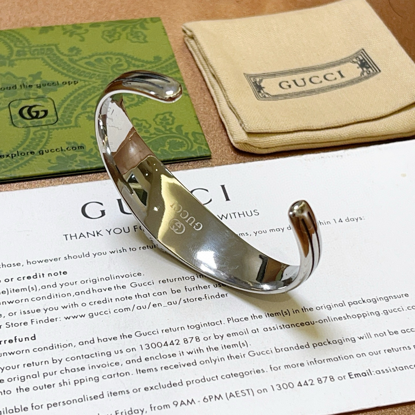 Gucci高仿男士獅頭銀手環 復古雕刻工藝展現霸氣細節｜歐美奢侈品精品推薦