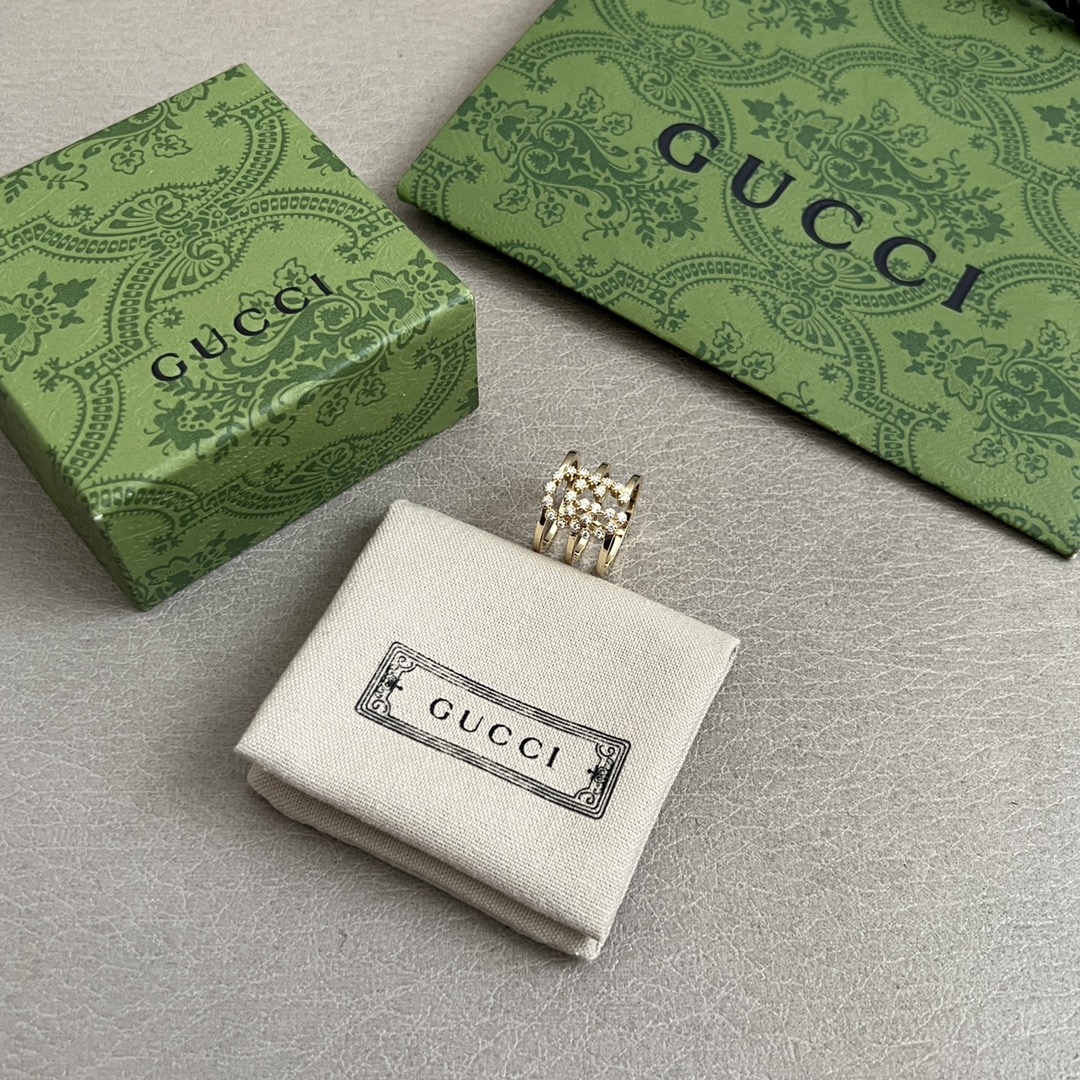 Gucci高仿鑽飾方格戒指女款層次幾何排鑽設計百搭款｜歐美奢侈品精品推薦