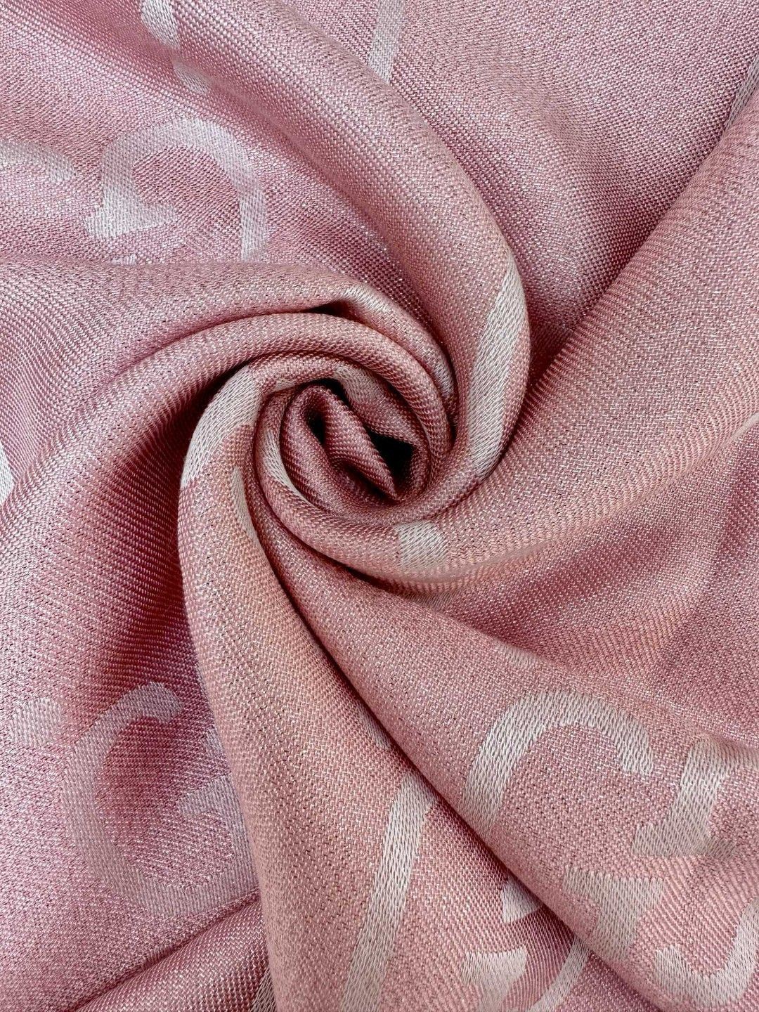 Gucci一比一粉色GG圍巾 光澤細緻甜美配色 氣質女款必備｜歐美奢侈品精品推薦