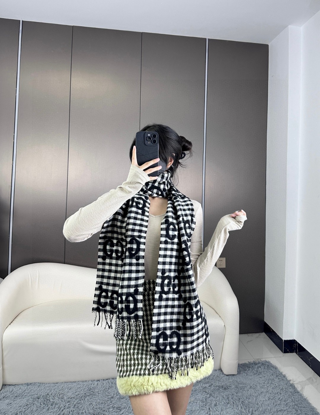 Gucci高仿經典米白GG羊毛流蘇圍巾 保暖百搭款｜歐美奢侈品精品推薦