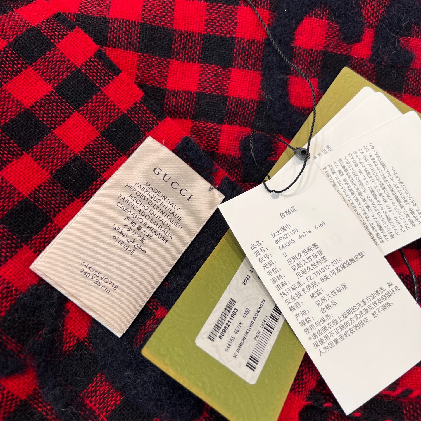 Gucci 高仿格紋雙G羊毛圍巾 男女款紅黑配色保暖百搭單品｜歐美奢侈品精品推薦