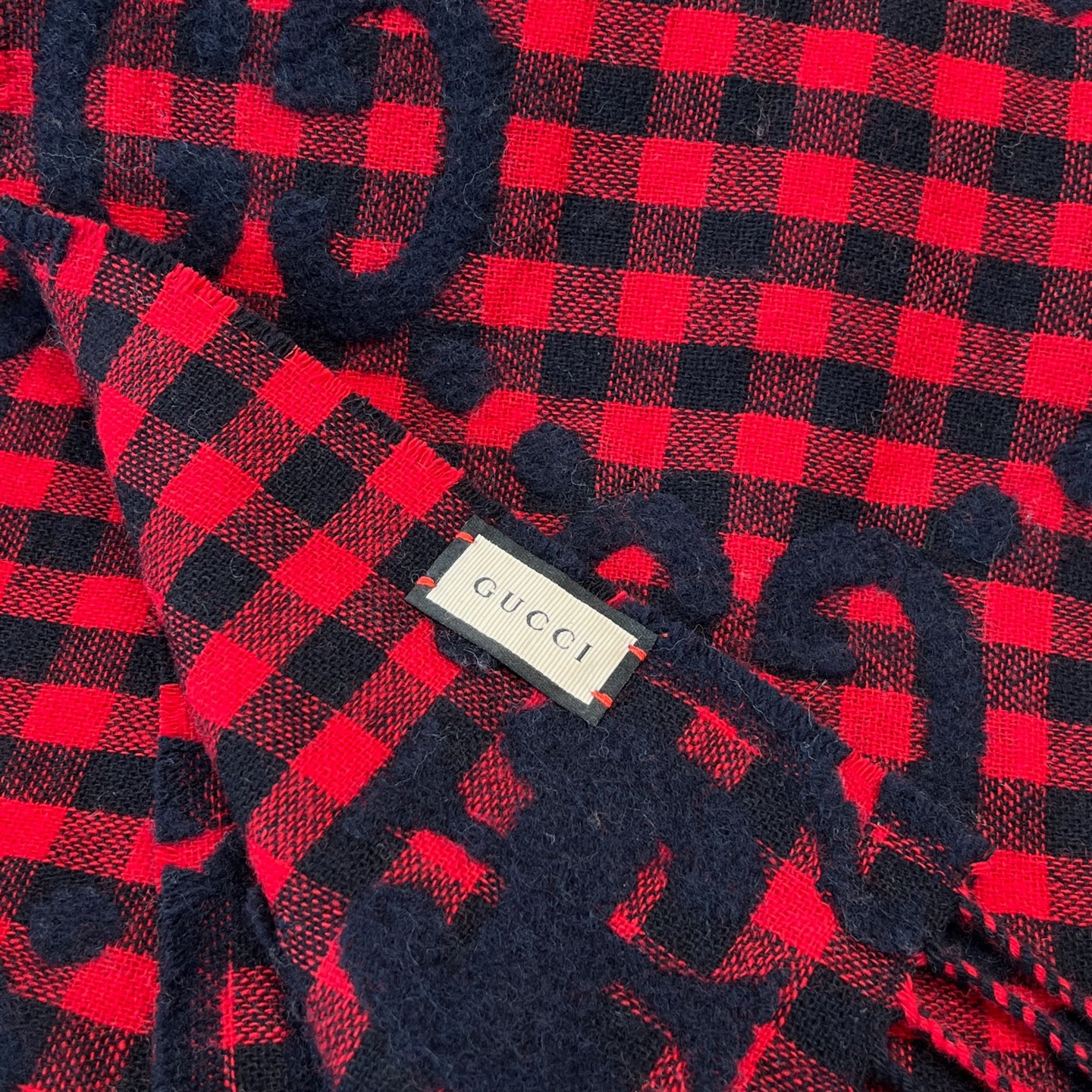Gucci 高仿格紋雙G羊毛圍巾 男女款紅黑配色保暖百搭單品｜歐美奢侈品精品推薦