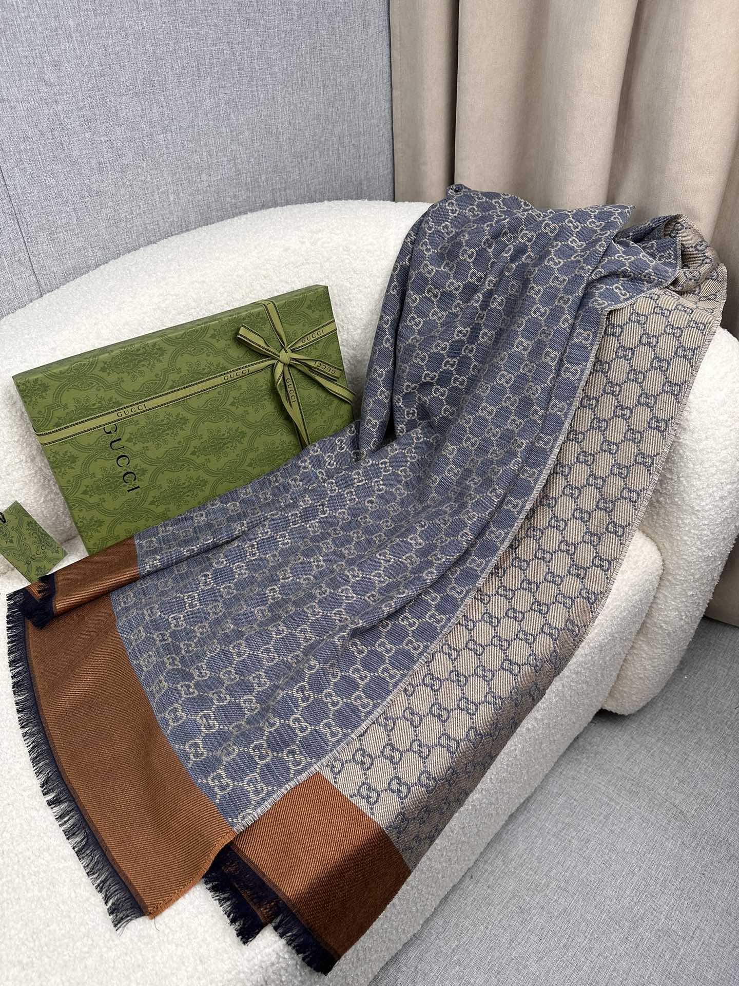 Gucci原單粉嫩GG圖騰羊毛圍巾 禮盒包裝款｜歐美奢侈品精品推薦