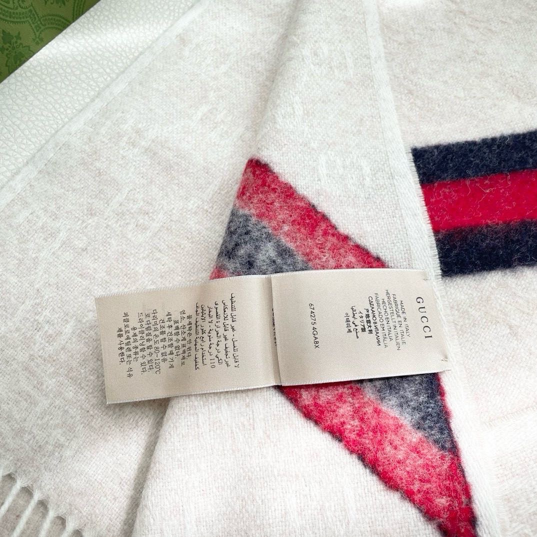 Gucci高仿黑金GG緹花圍巾 華麗編織邊框設計款｜歐美奢侈品精品推薦