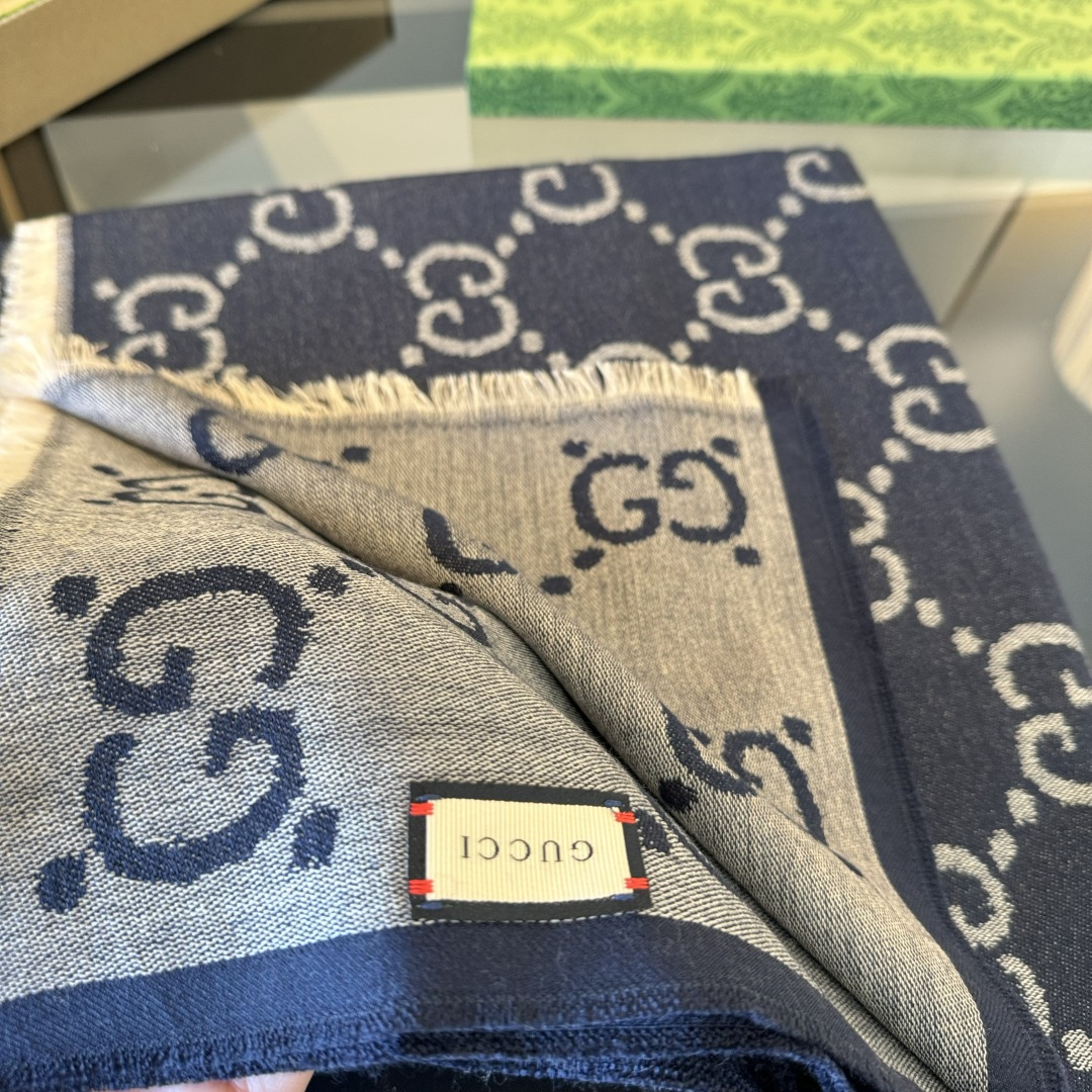 Gucci 原單深藍拼灰雙G羊毛圍巾 男女款低調雙面織設計款｜歐美奢侈品精品推薦